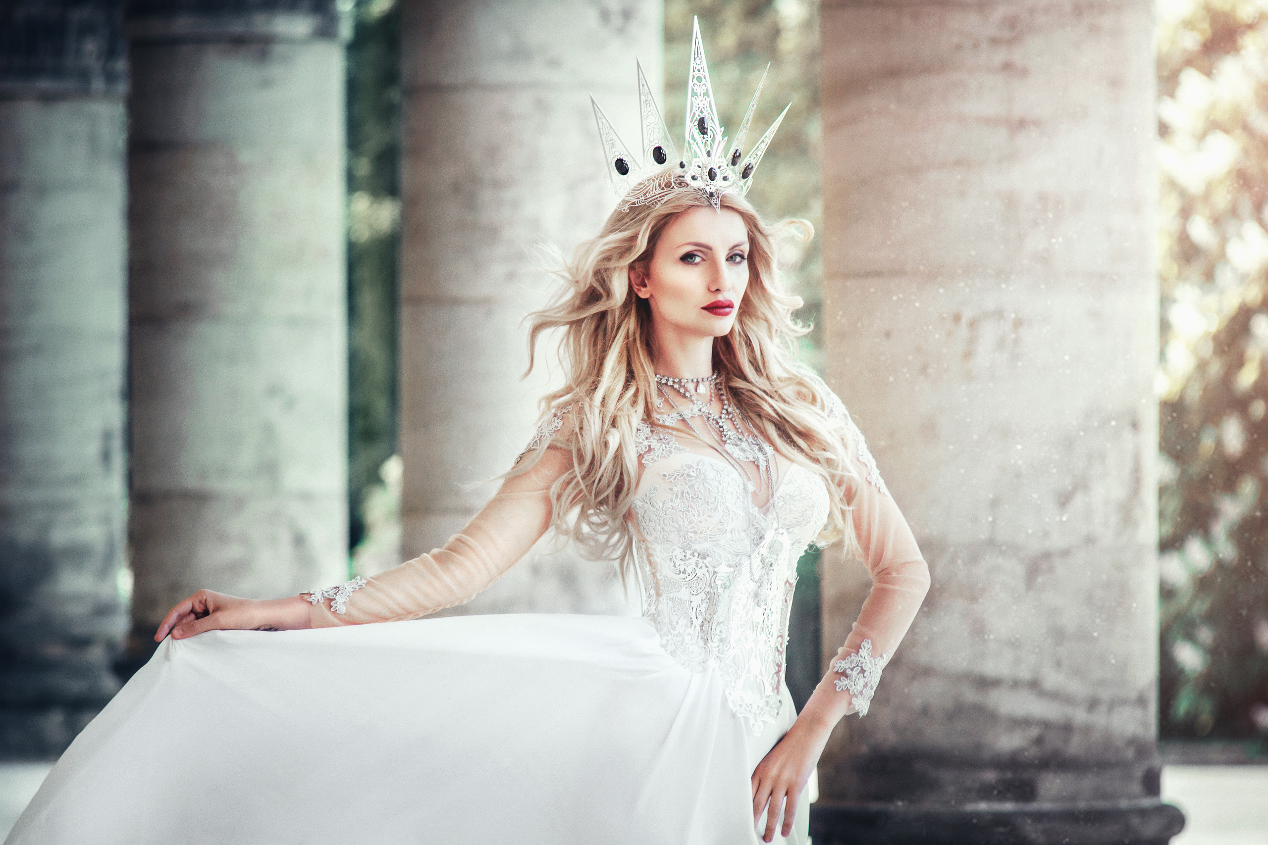 White Queen (2016). Photographer and retoucher Elena Skullova