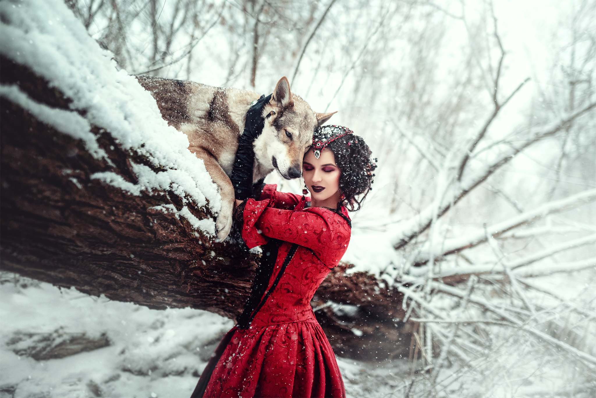 Wolf (2020). Фотограф и ретушер в Белграде Елена Skullova