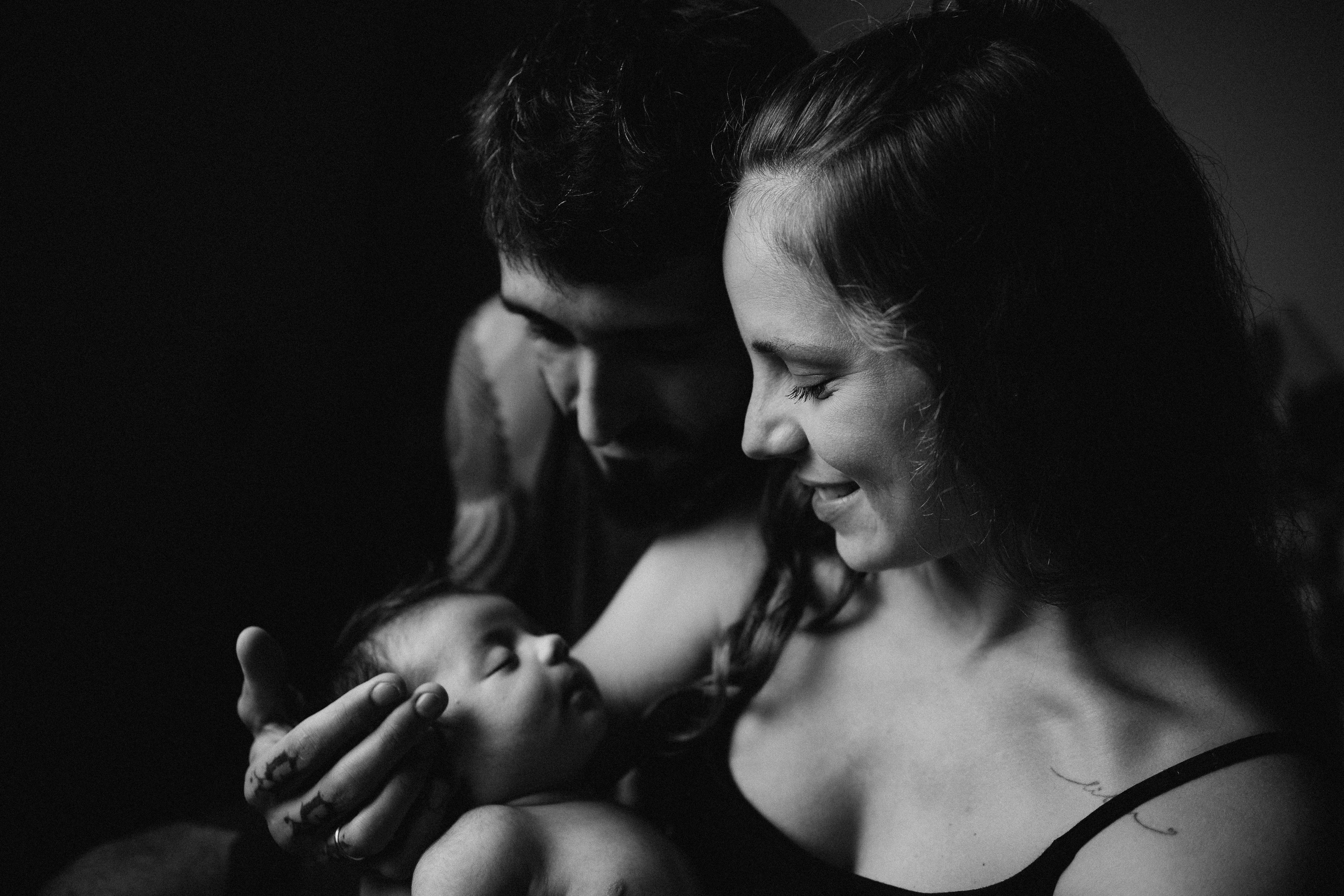 Luca’s 1 month. Fotografa documental de familia e nascimento em Florianópolis SC Daria Ermolaev