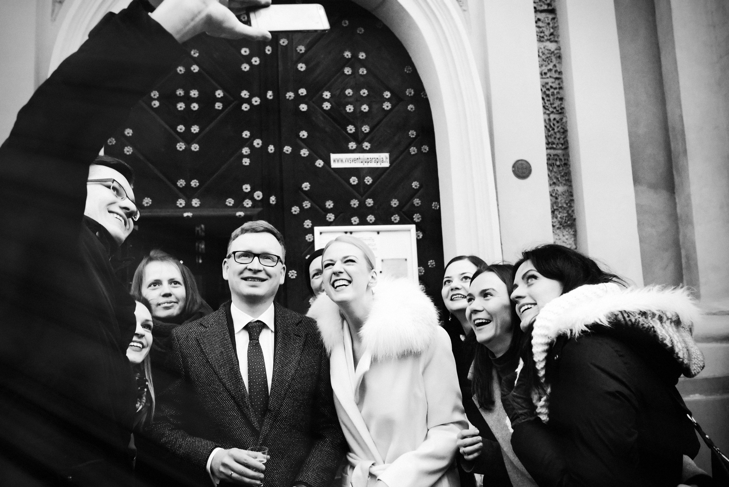 Vestuvių fotosesija, ceremonija, Vestuvių pasiruošimo fotografavimas. Vestuvių fotografas Vilnius Trakai kaina vestuvių fotografavimas fotografė personal.lt photogrpahy kainos jaunoji jaunikis nuotaka santuoka vestuvės, profesionali natūrali meninė reportažinė klasikinė fotosesija, vestuvių fotosesija gamtoje dvare