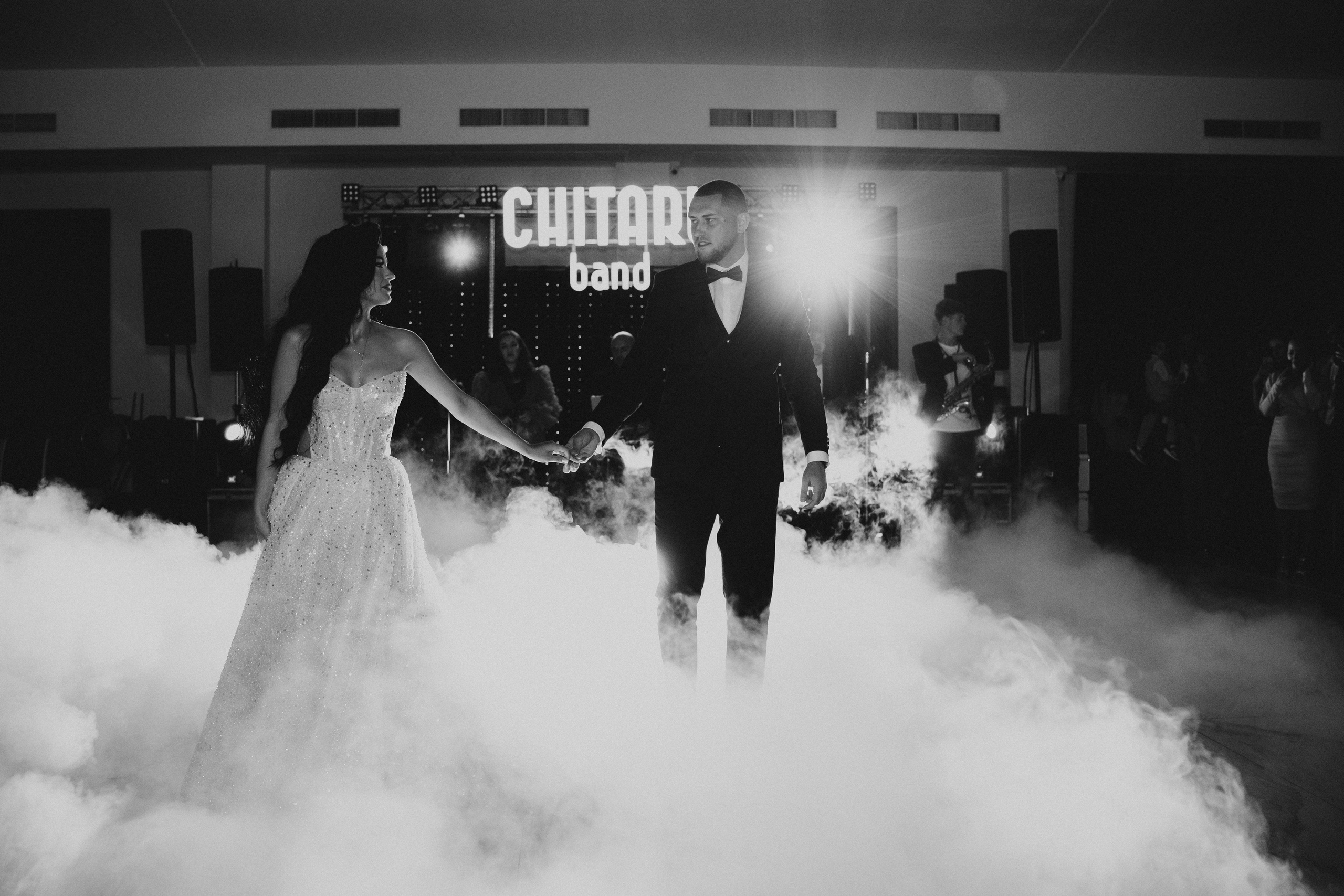 Catalina & Remus. Raw Studio. Fotograful tau de nunta!