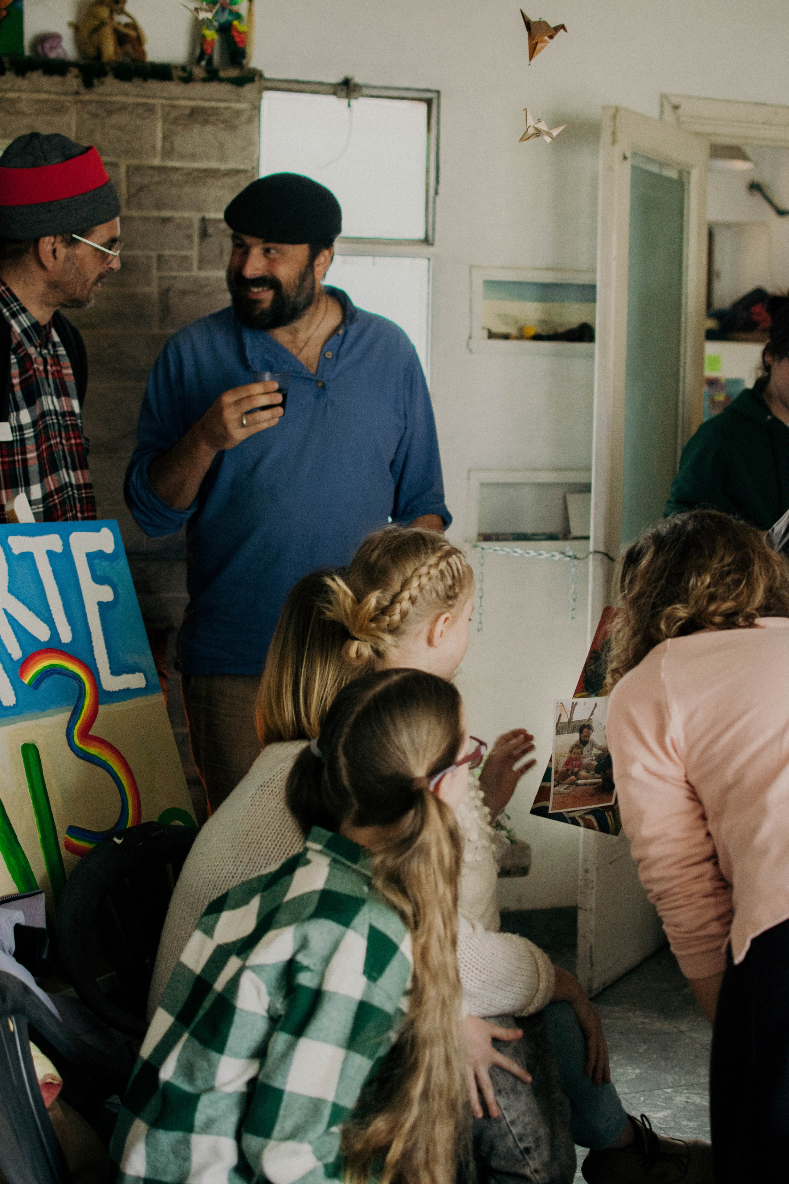 Visiting Argentinians. Photographer @elmirkami in the city of Buenos Aires