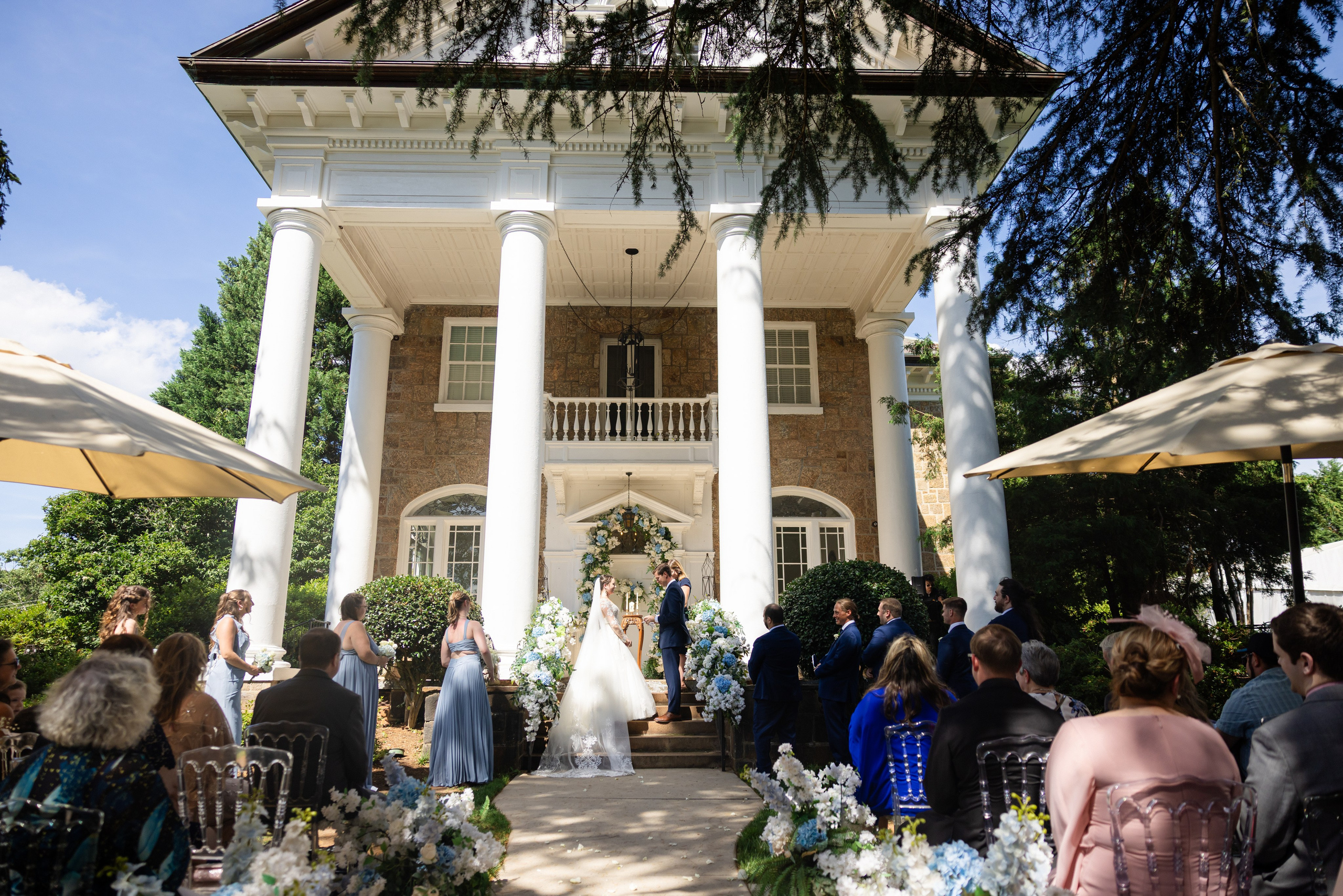 Lester & Annalise’s Romantic Summer Wedding at Gassaway Mansion in Greenville, SC. Wedding and portrait photography in Greenville SC