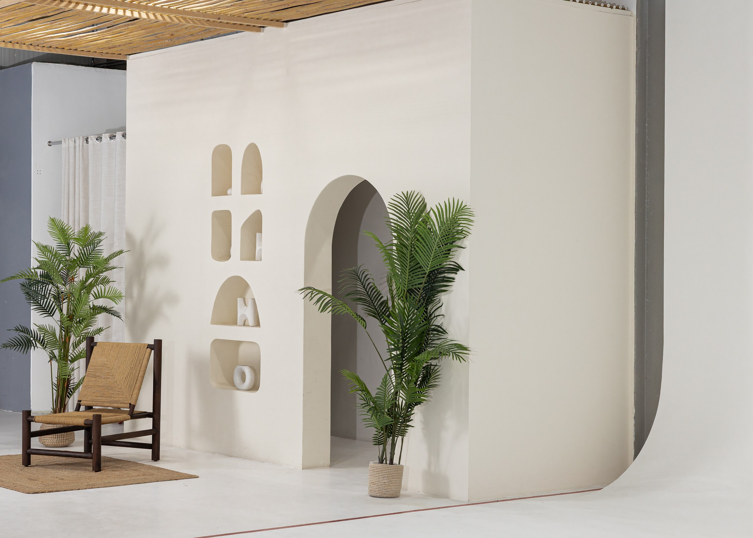 Rental. Basis Zone. Infinity wall. Photo and video production in Dubai UAE