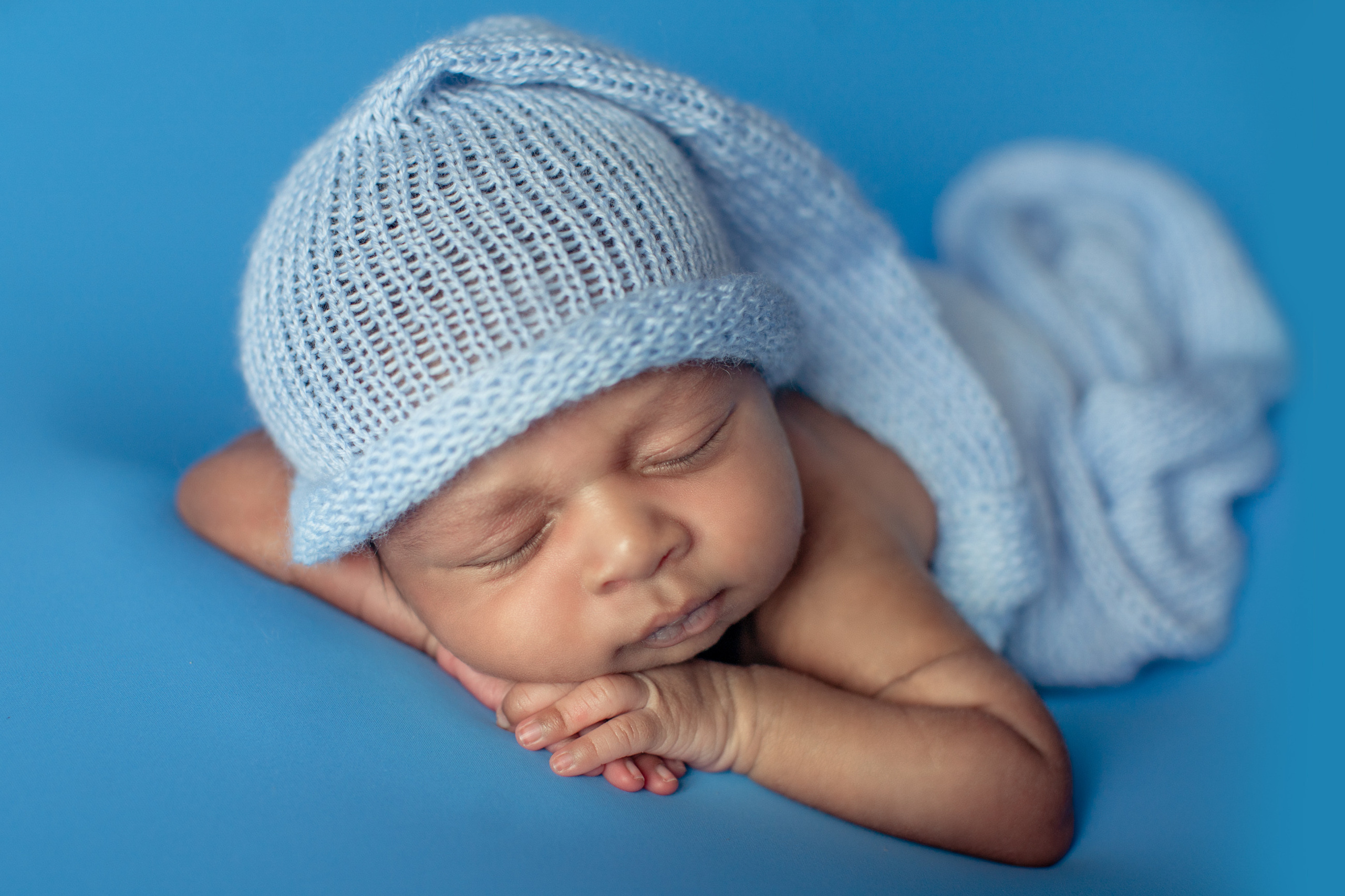 Newborn and Baby photos portfolio by Hills District Sydney photographer in Kellyville