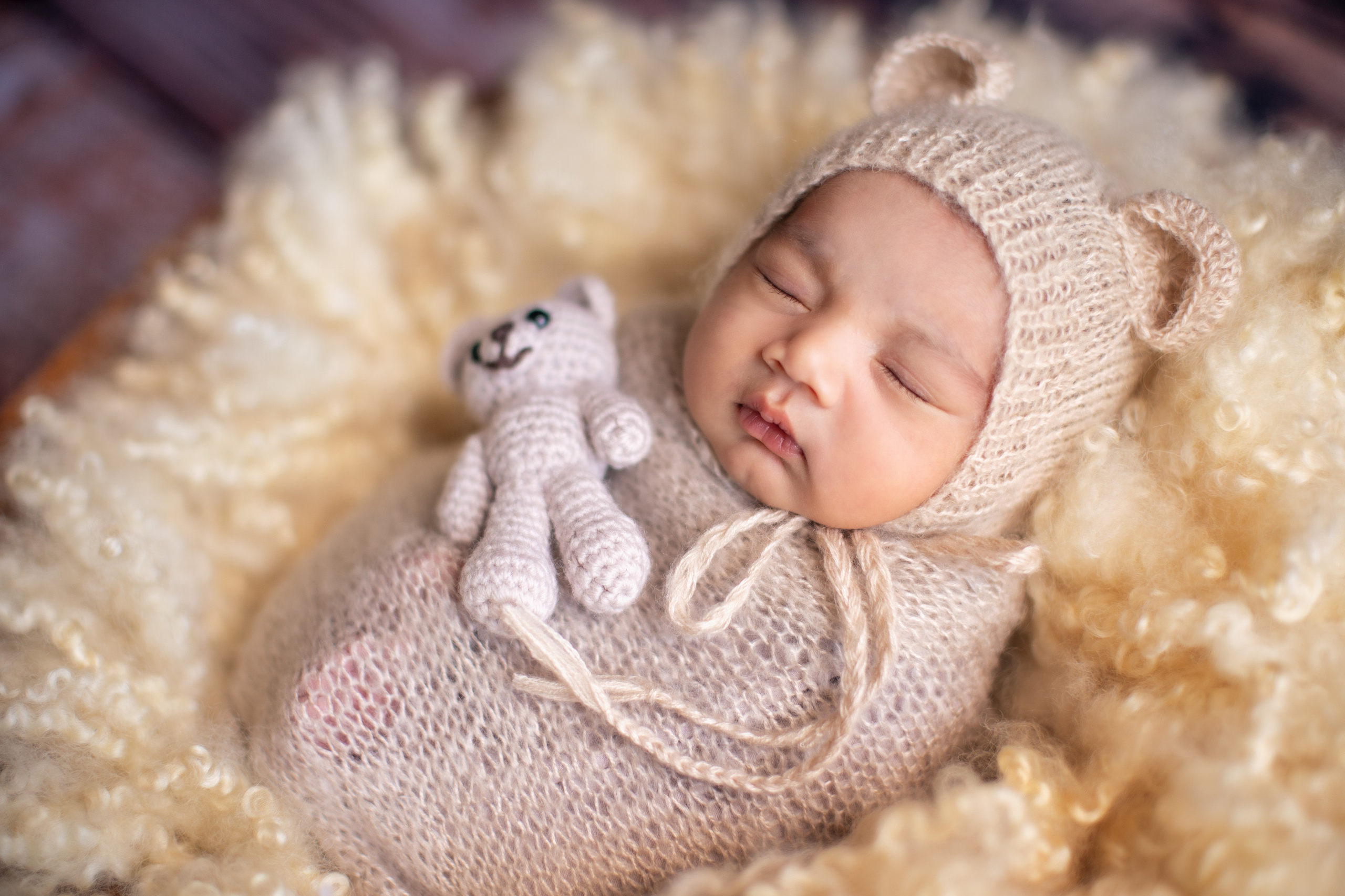 Newborn and Baby photos portfolio by Hills District Sydney photographer in Kellyville