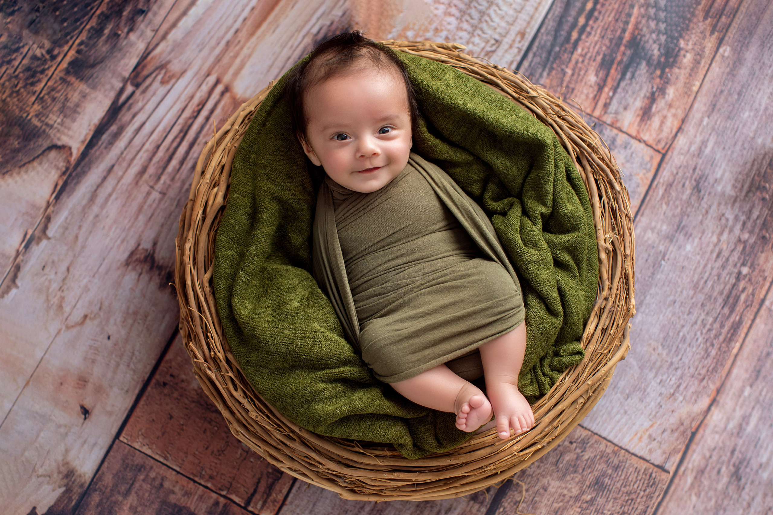 Newborn and Baby photos portfolio by Hills District Sydney photographer in Kellyville