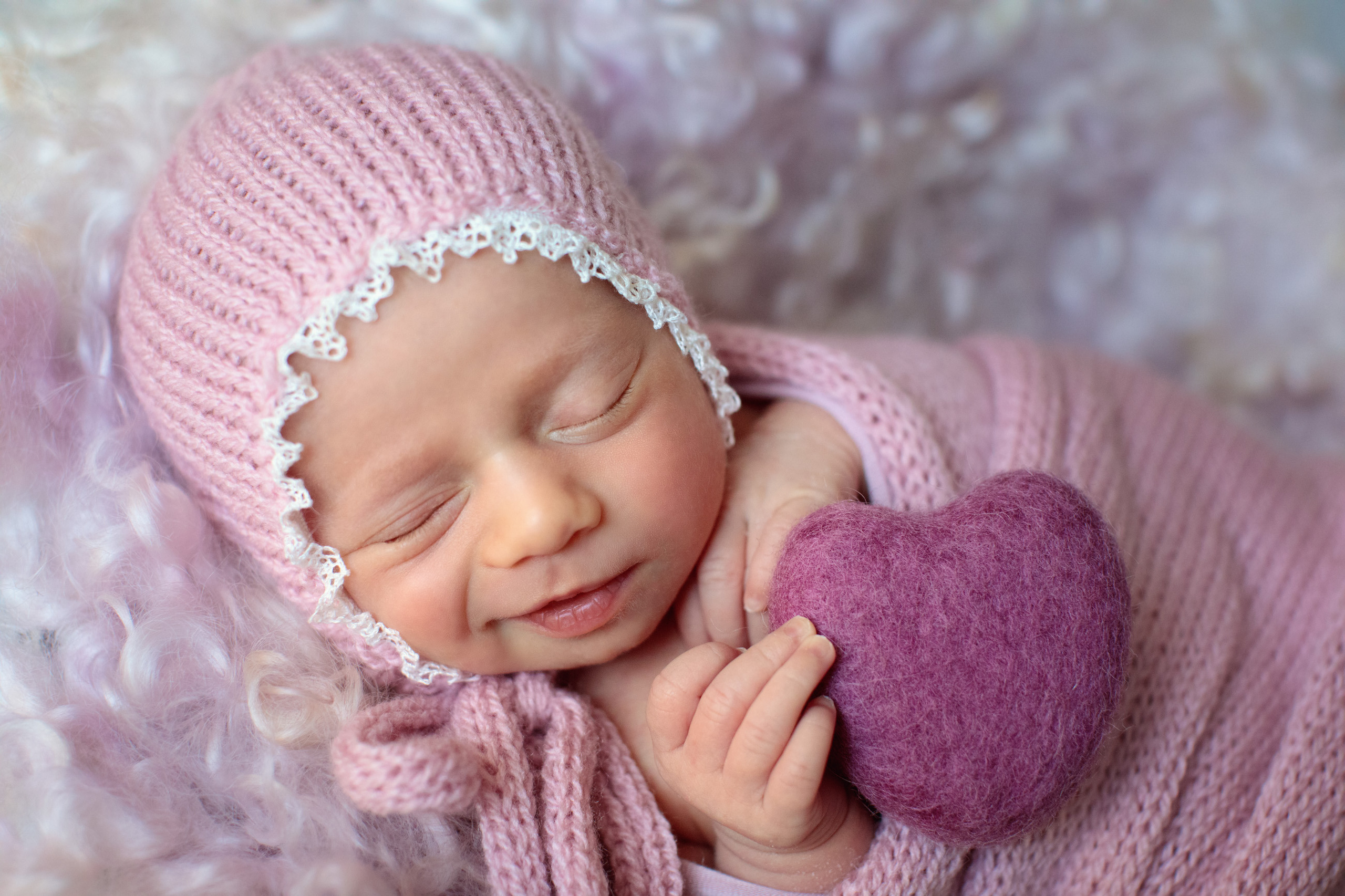 Newborn and Baby photos portfolio by Hills District Sydney photographer in Kellyville
