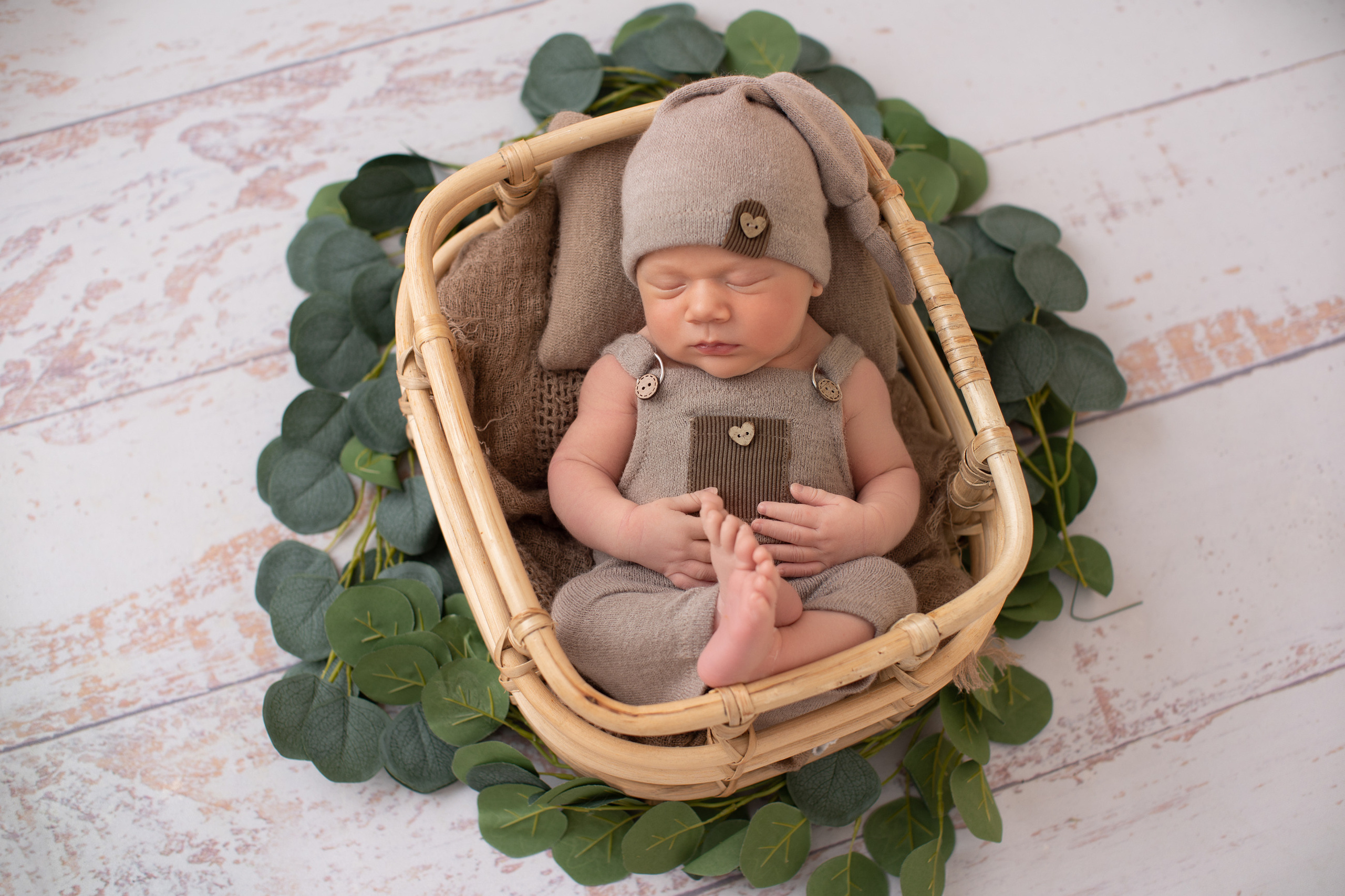 Newborn and Baby photos portfolio by Hills District Sydney photographer in Kellyville