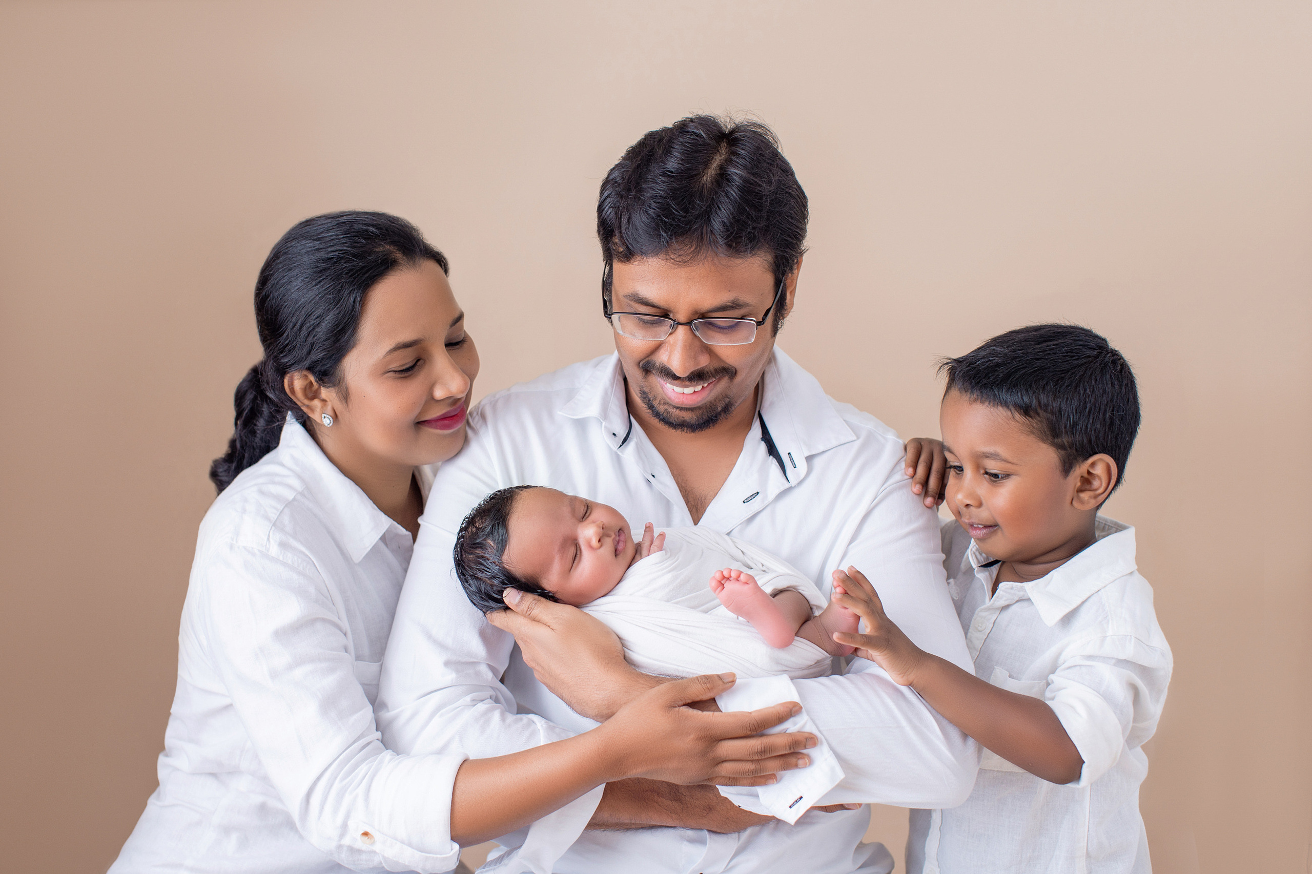 Newborn and Baby photos portfolio by Hills District Sydney photographer in Kellyville