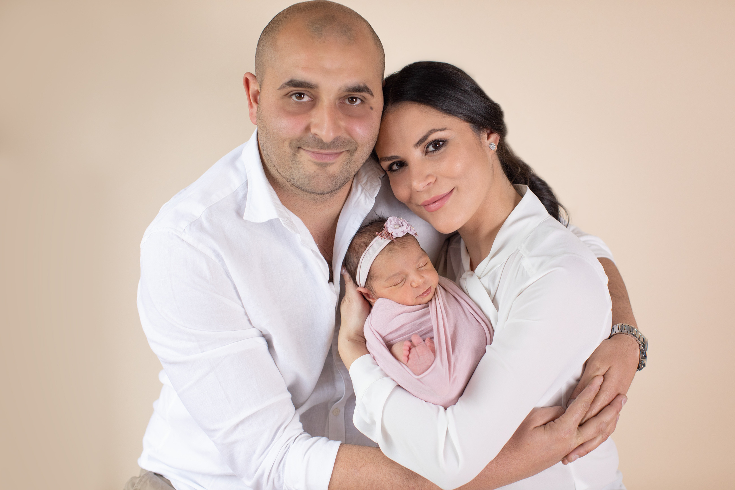 Newborn and Baby photos portfolio by Hills District Sydney photographer in Kellyville