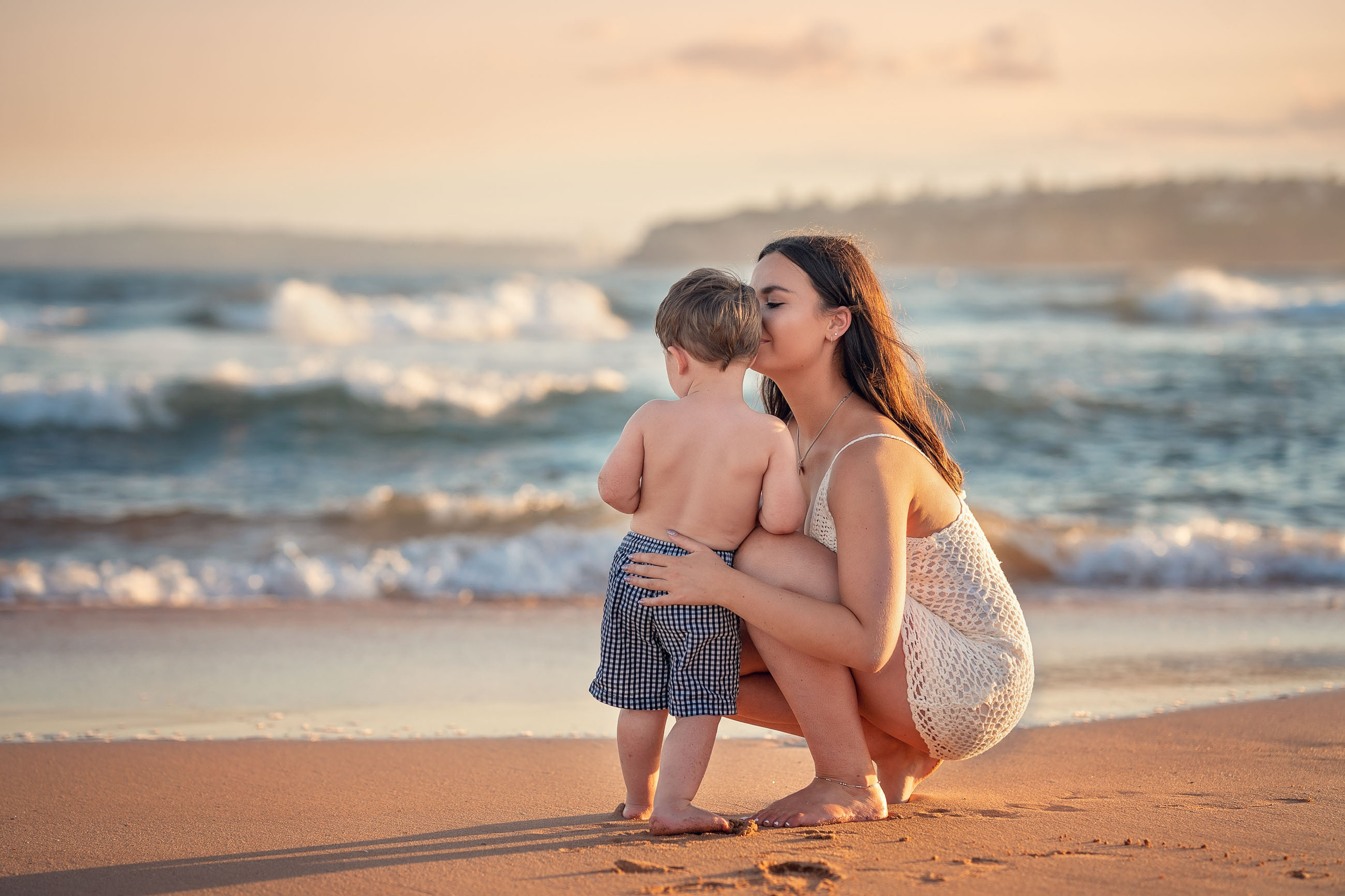 Sydney Maternity photographer Northern beaches, Long Reef. Family and Maternity Photography in Sydney, Hills District