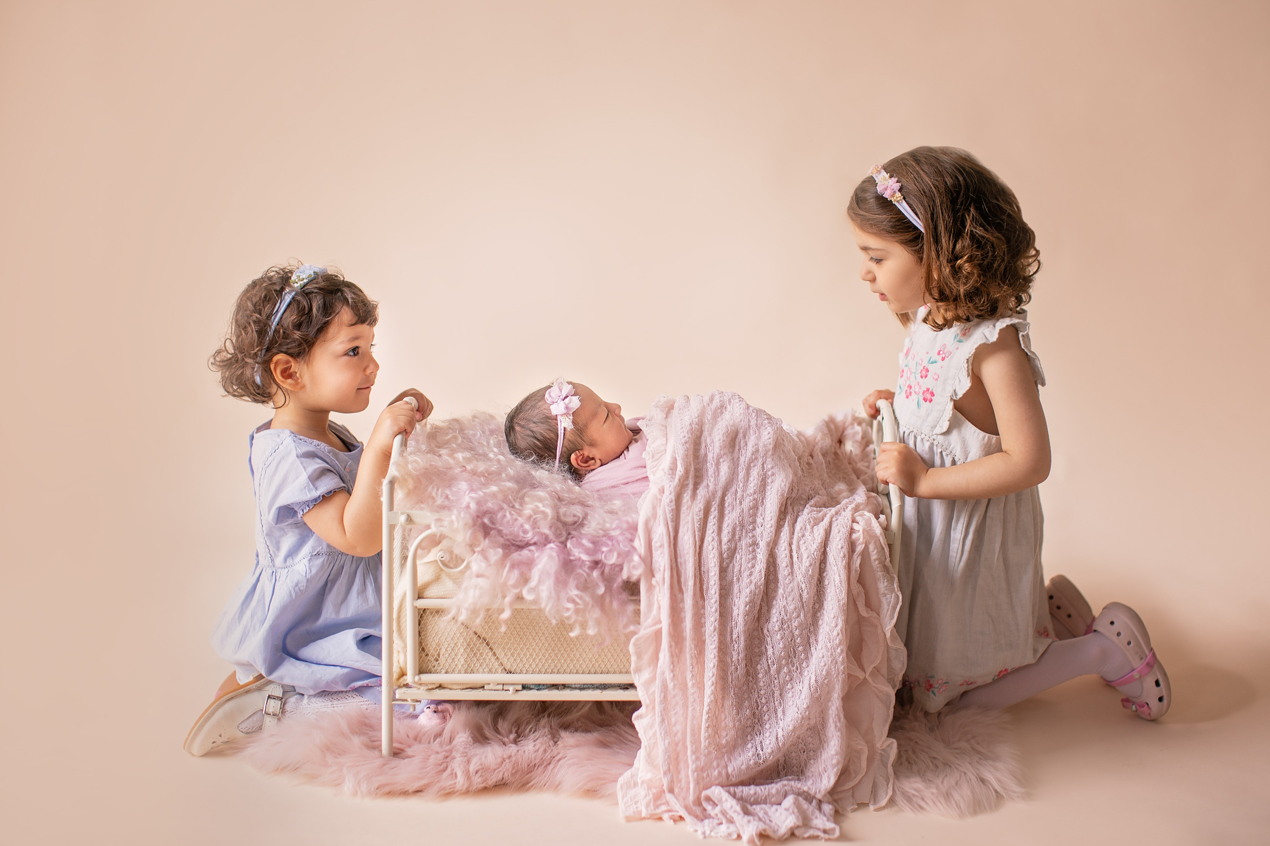 Newborn and Baby photos portfolio by Hills District Sydney photographer in Kellyville