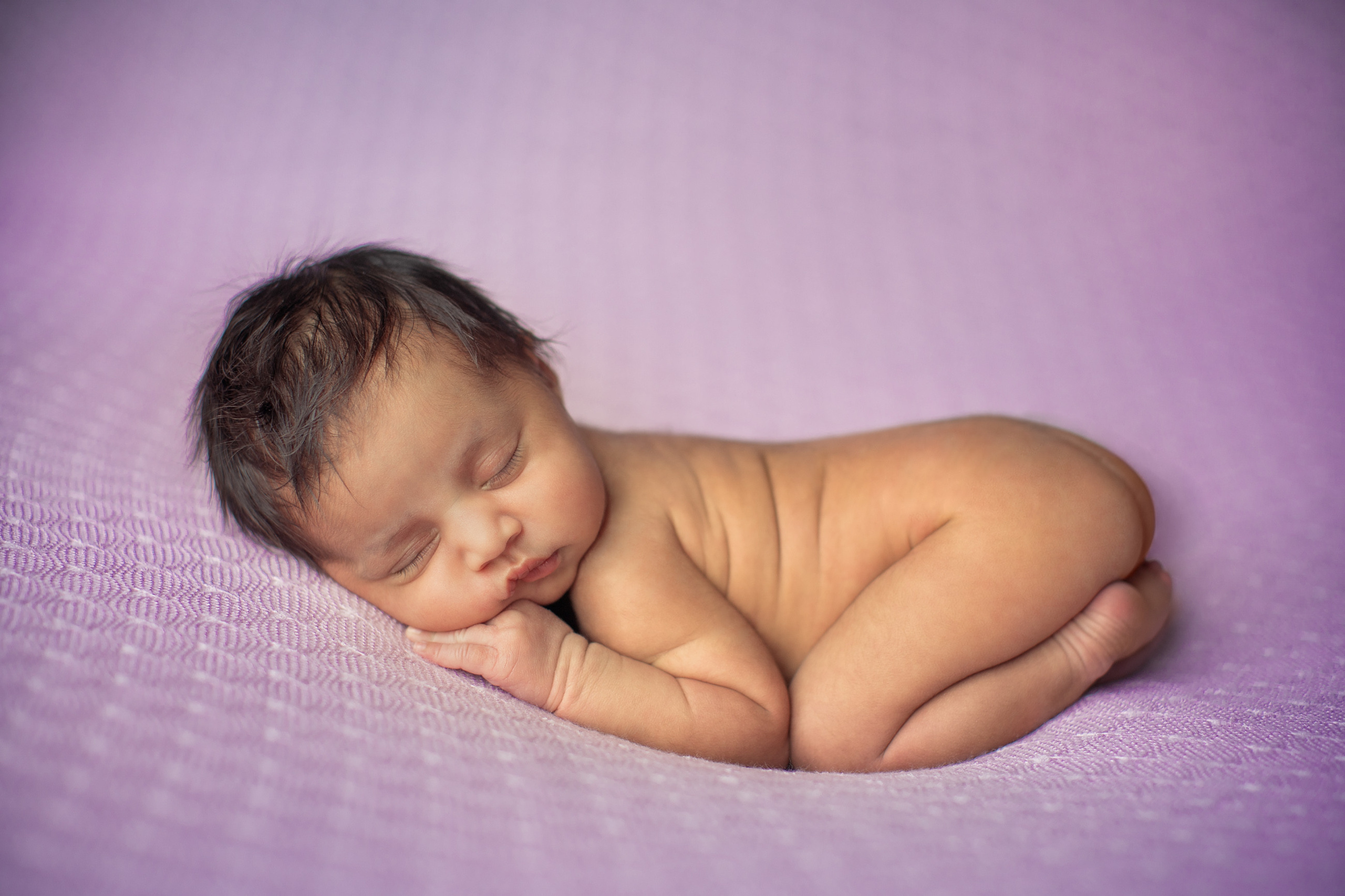 Newborn and Baby photos portfolio by Hills District Sydney photographer in Kellyville