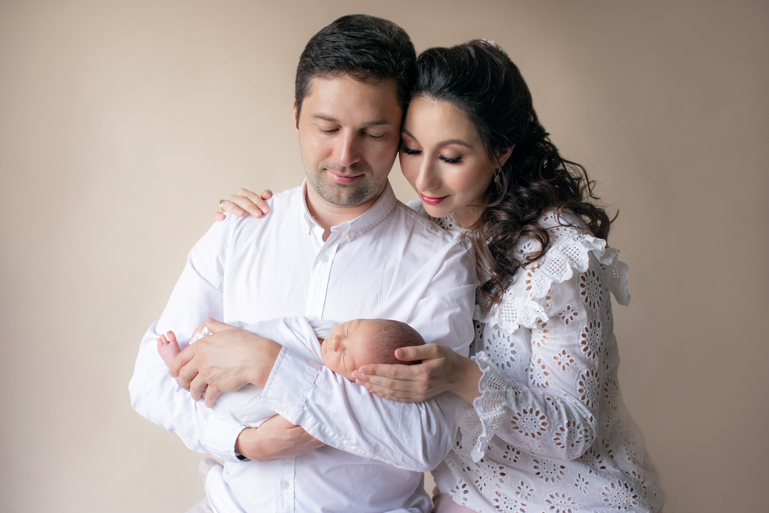 Newborn and Baby photos portfolio by Hills District Sydney photographer in Kellyville