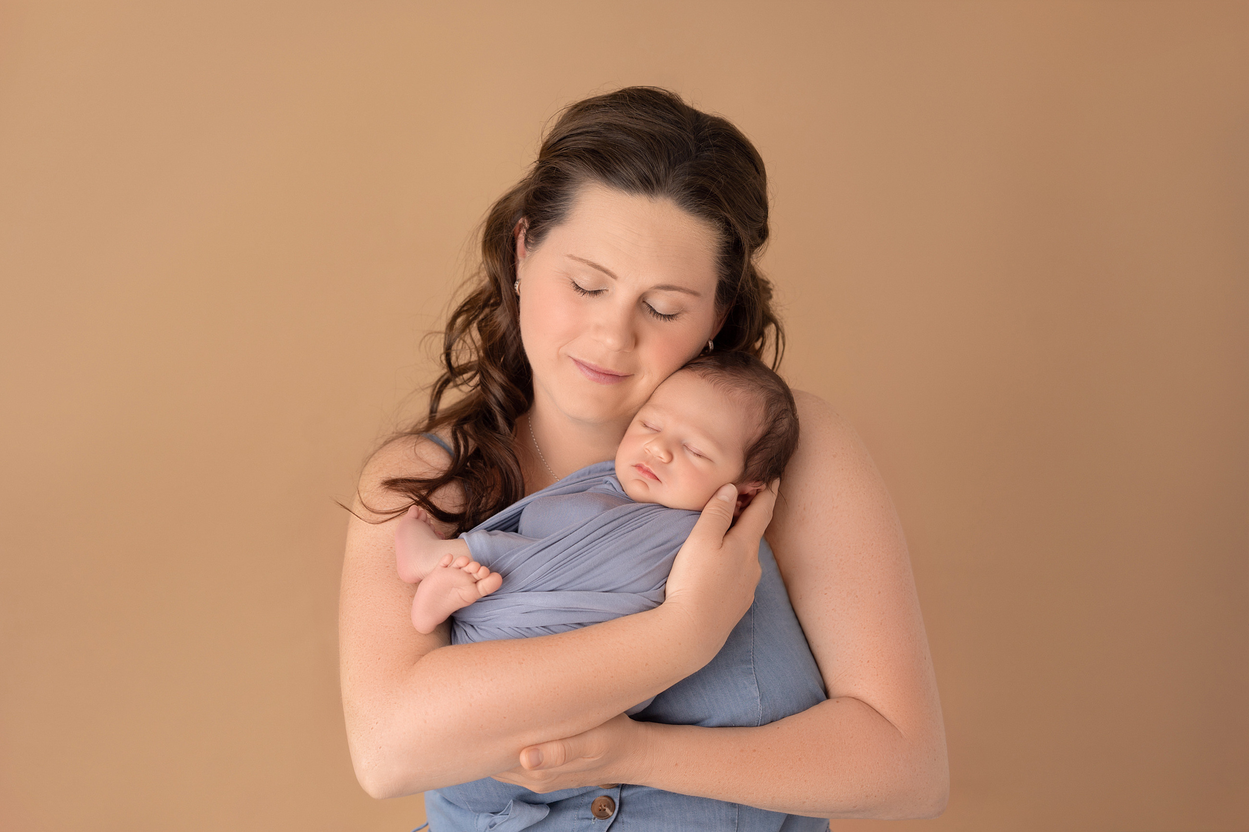 Newborn and Baby photos portfolio by Hills District Sydney photographer in Kellyville