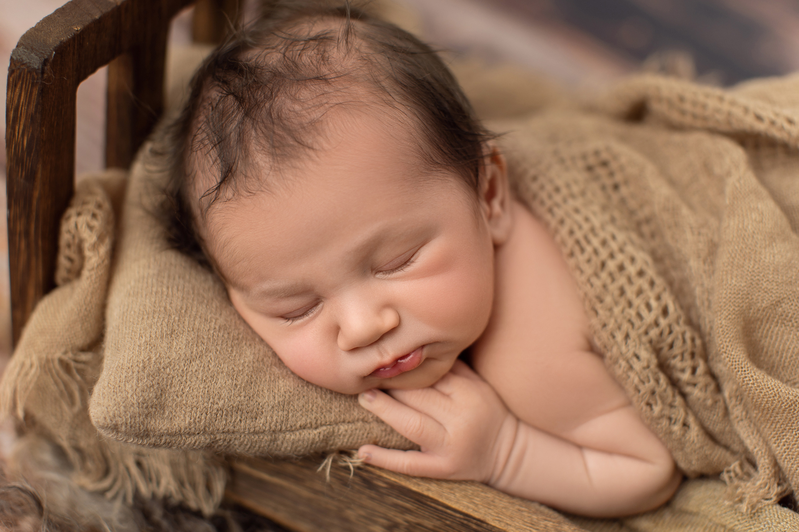 Newborn and Baby photos portfolio by Hills District Sydney photographer in Kellyville