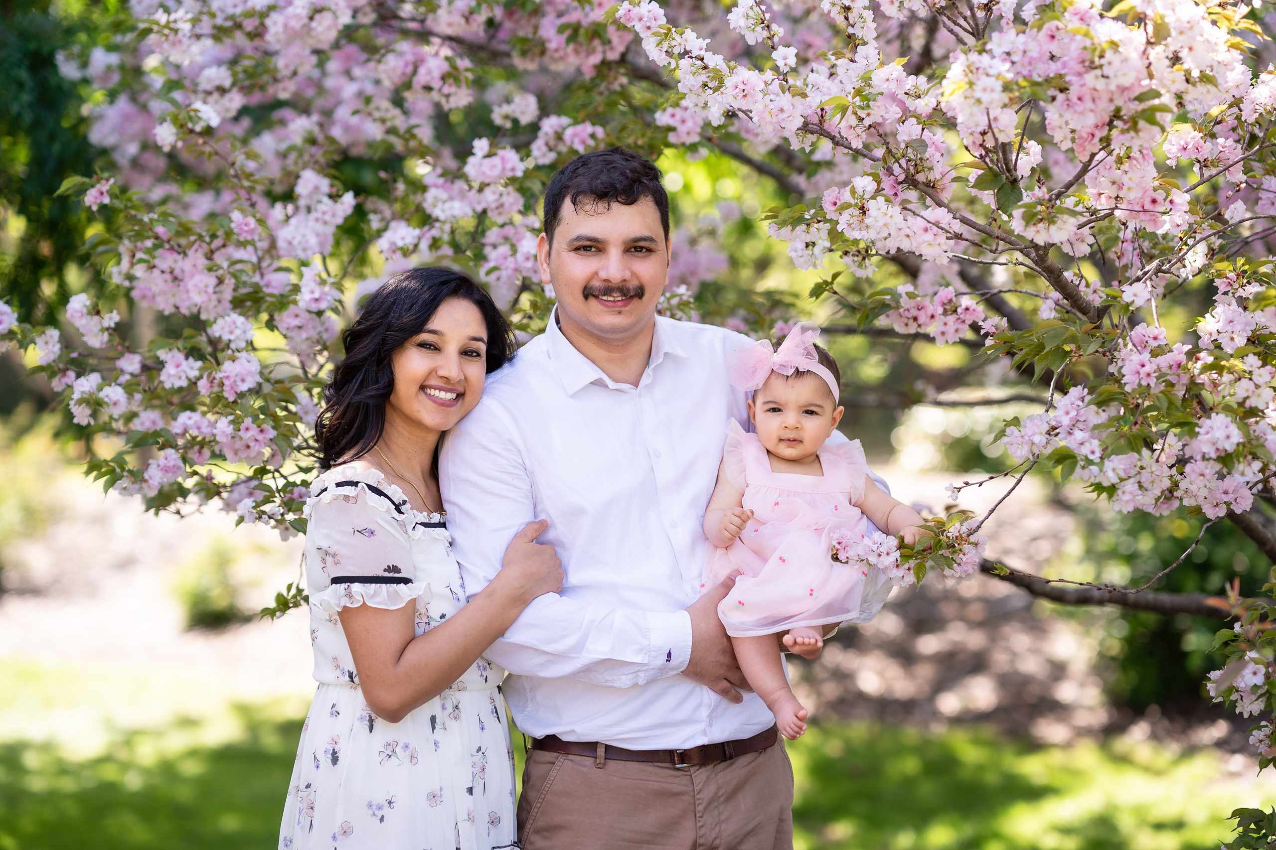 Capturing Family Moments: A Springtime Baby Photoshoot in Sydney’s Bl. Family and Maternity Photography in Sydney, Hills District