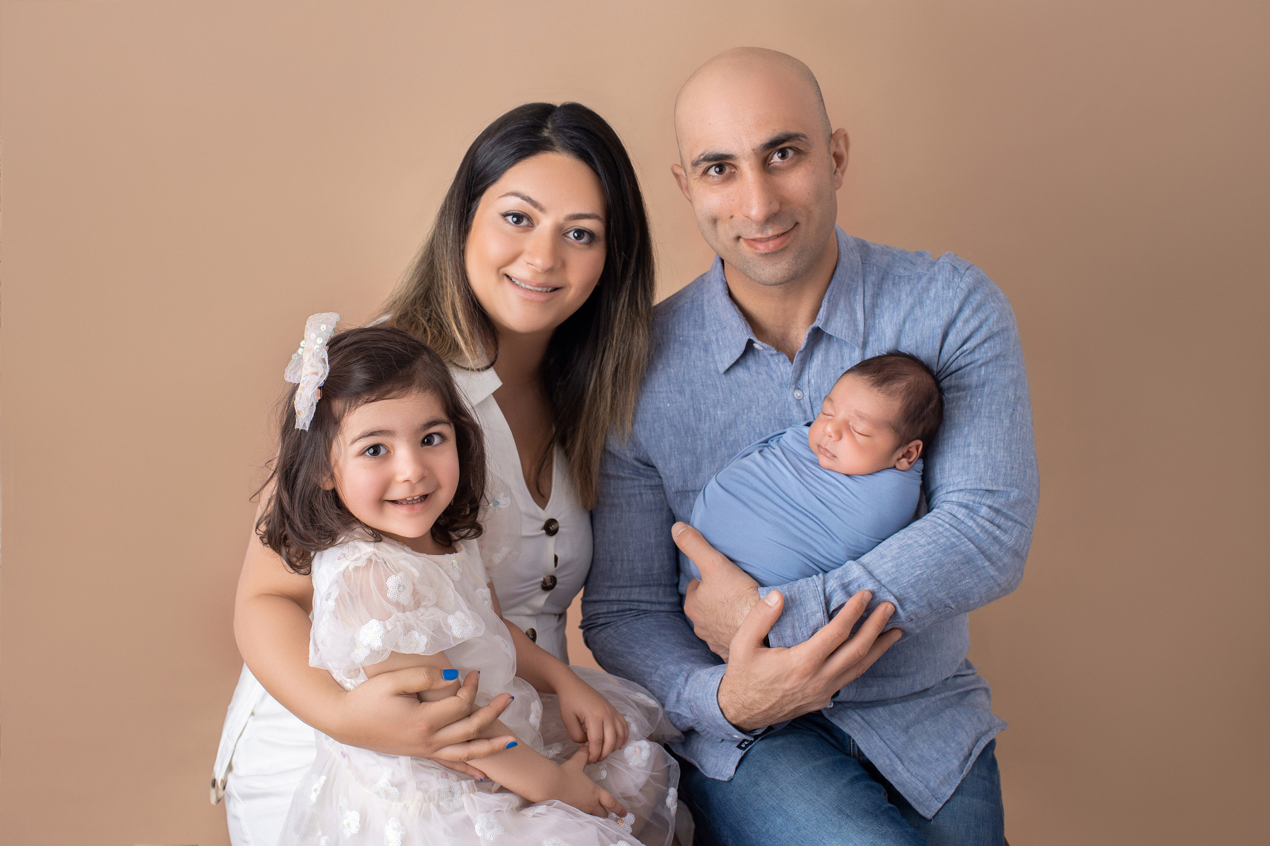 Newborn and Baby photos portfolio by Hills District Sydney photographer in Kellyville