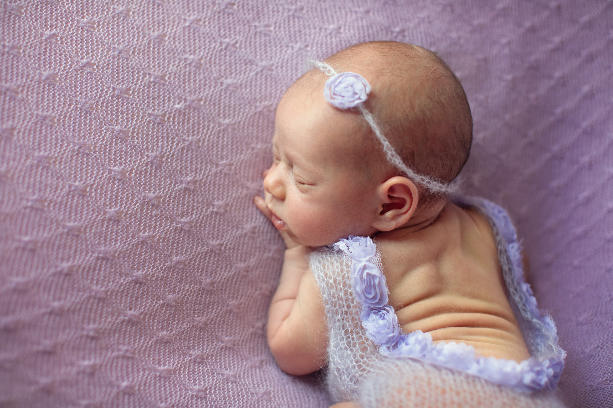 Newborn and Baby photos portfolio by Hills District Sydney photographer in Kellyville