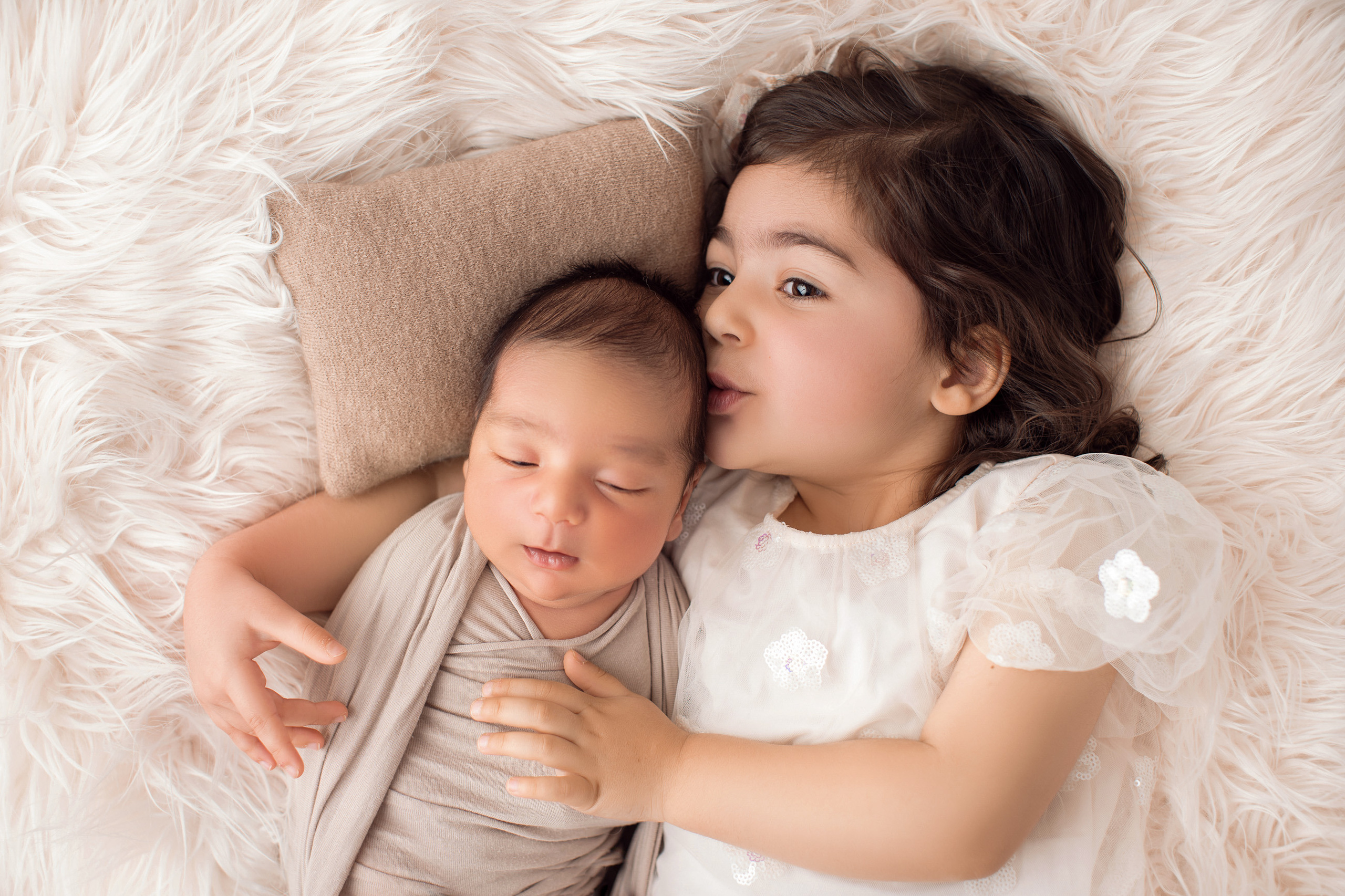 Newborn and Baby photos portfolio by Hills District Sydney photographer in Kellyville