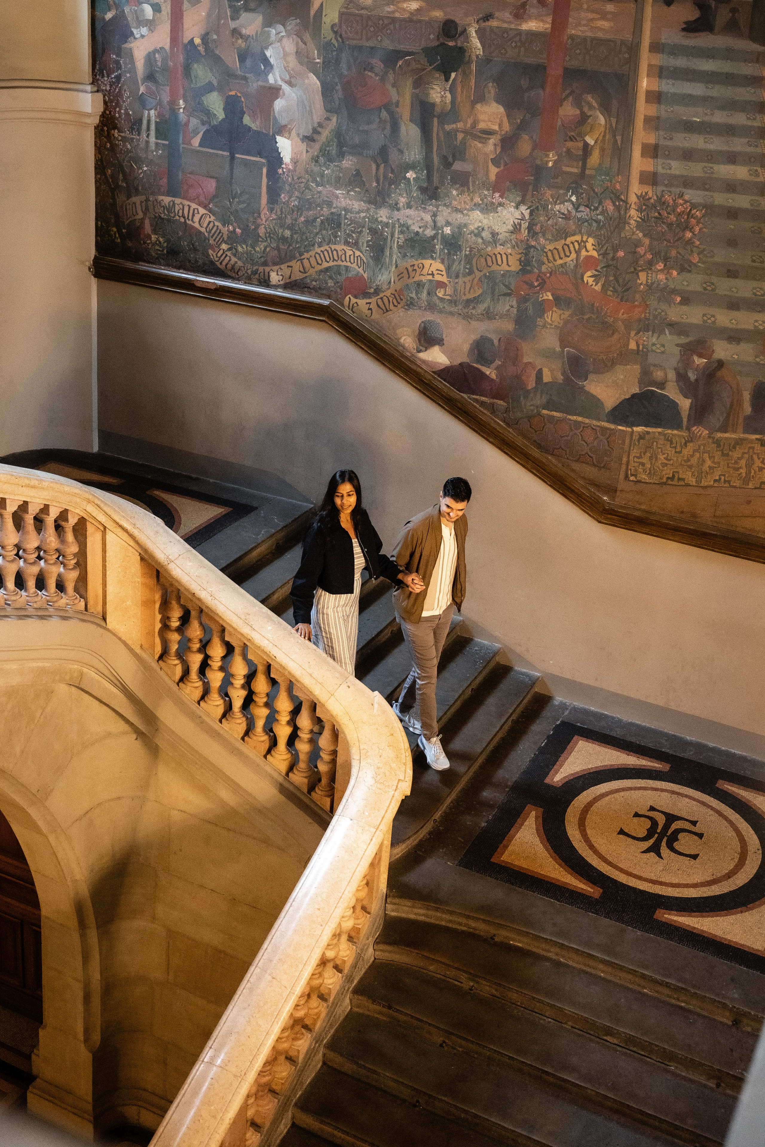 Surprise Proposal in Toulouse. Eugénie Smirnova — your photographer in Toulouse and southwest France