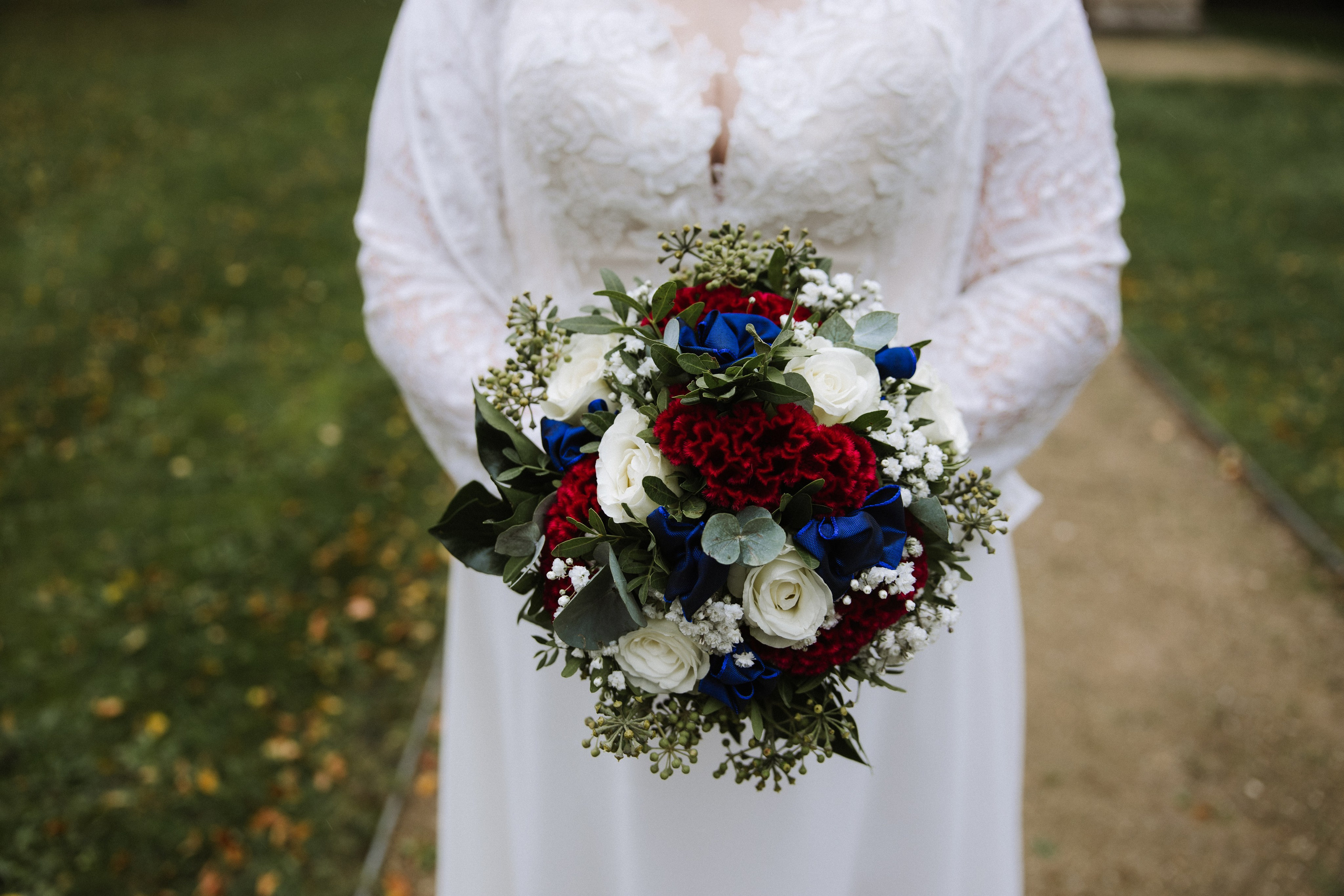 Romantischer pastellfarbener Brautstrauß mit Pfingstrose