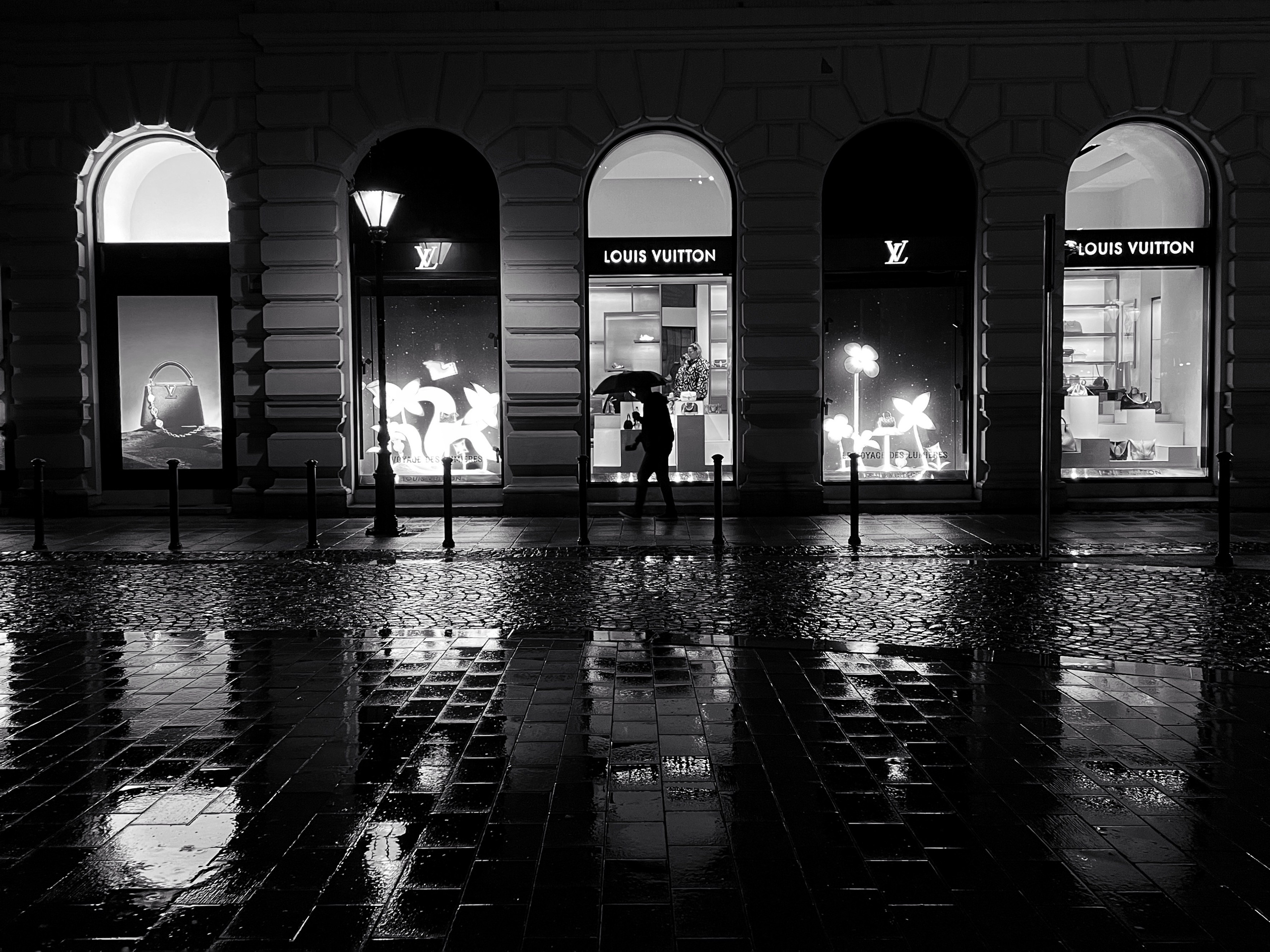 STRT JRNL by Knyazev Yura issue #3 december 2025. Photographer in Budapest — Yura Knyazev