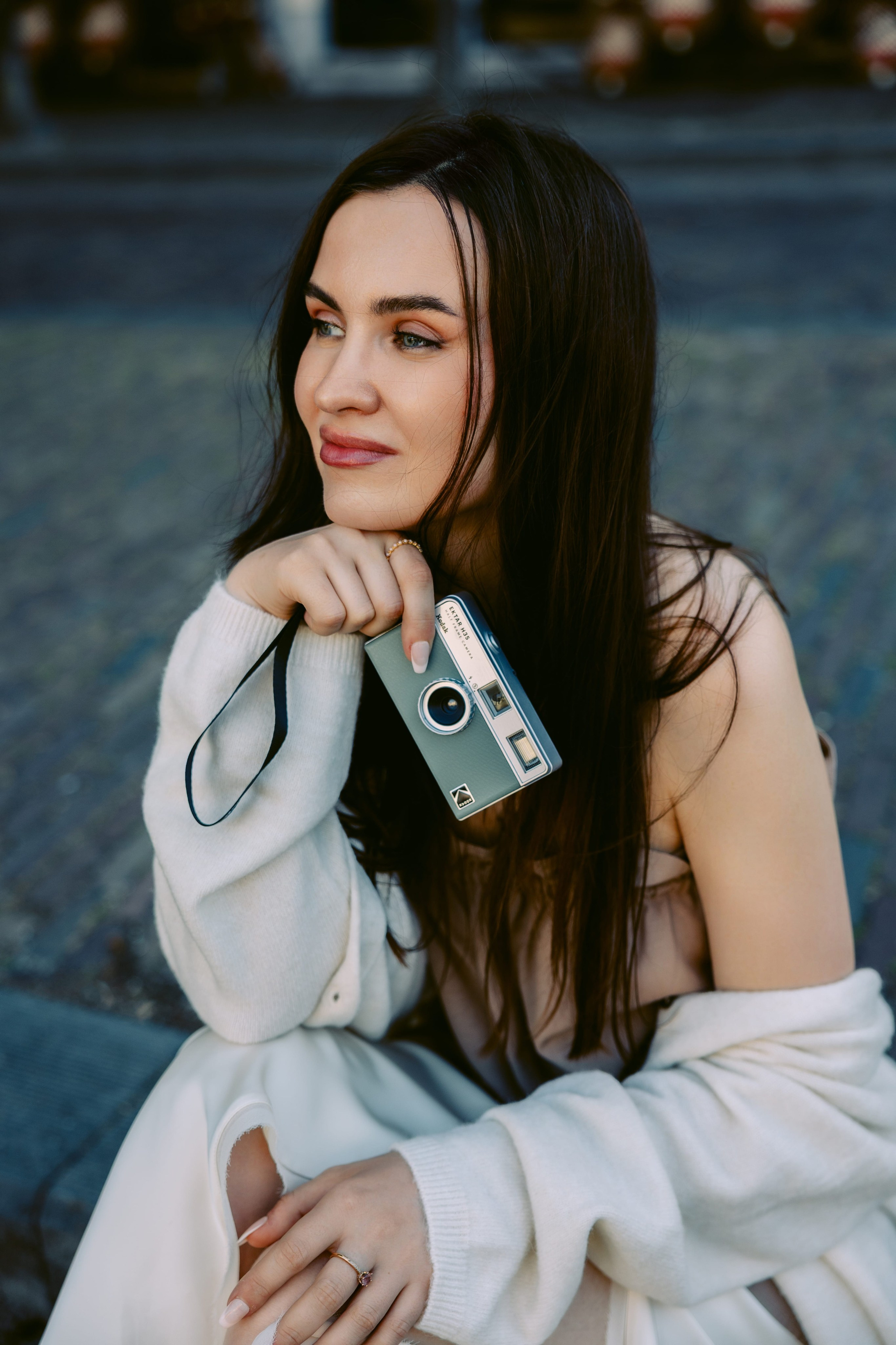 A calm summer portrait session — soft light, pastel tones, and peaceful mood. Romantic & Soulful Photography by Natalia Olhova in Rotterdam