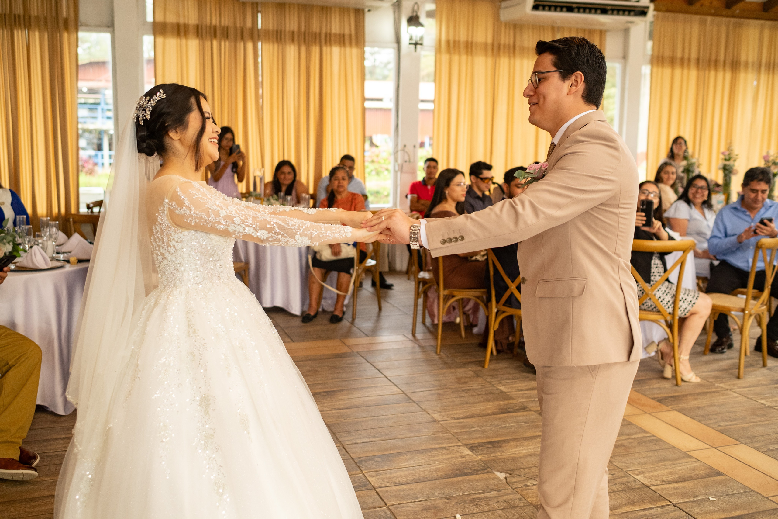 Abi & Gio. Daniel Brand | Fotografía de Bodas y Comercial en Honduras