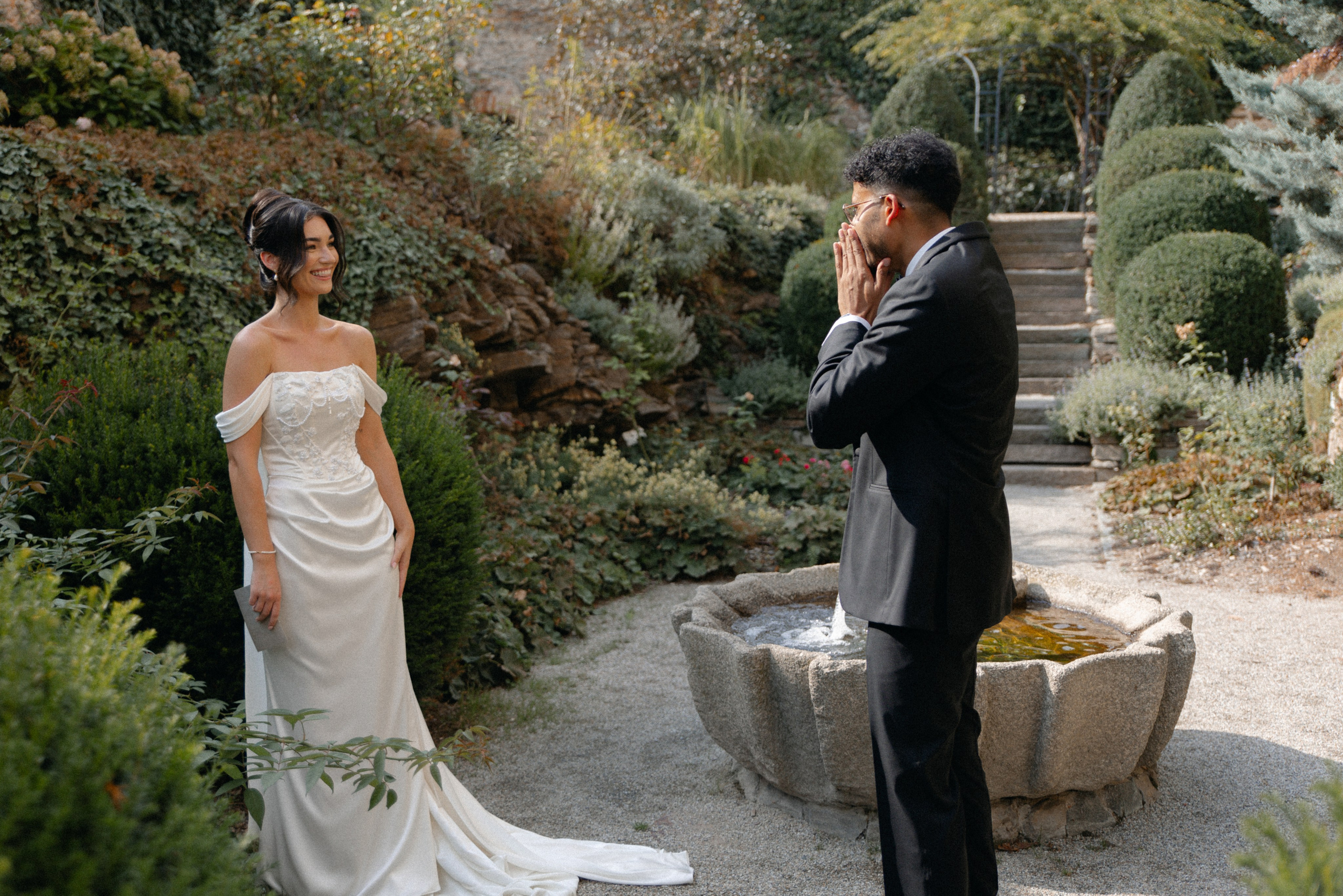 Elegant Castle Wedding in Austria | Alwin & Ruth’s Fairytale Celebration. Wedding photographer and videographer based in Timisoara, Romania