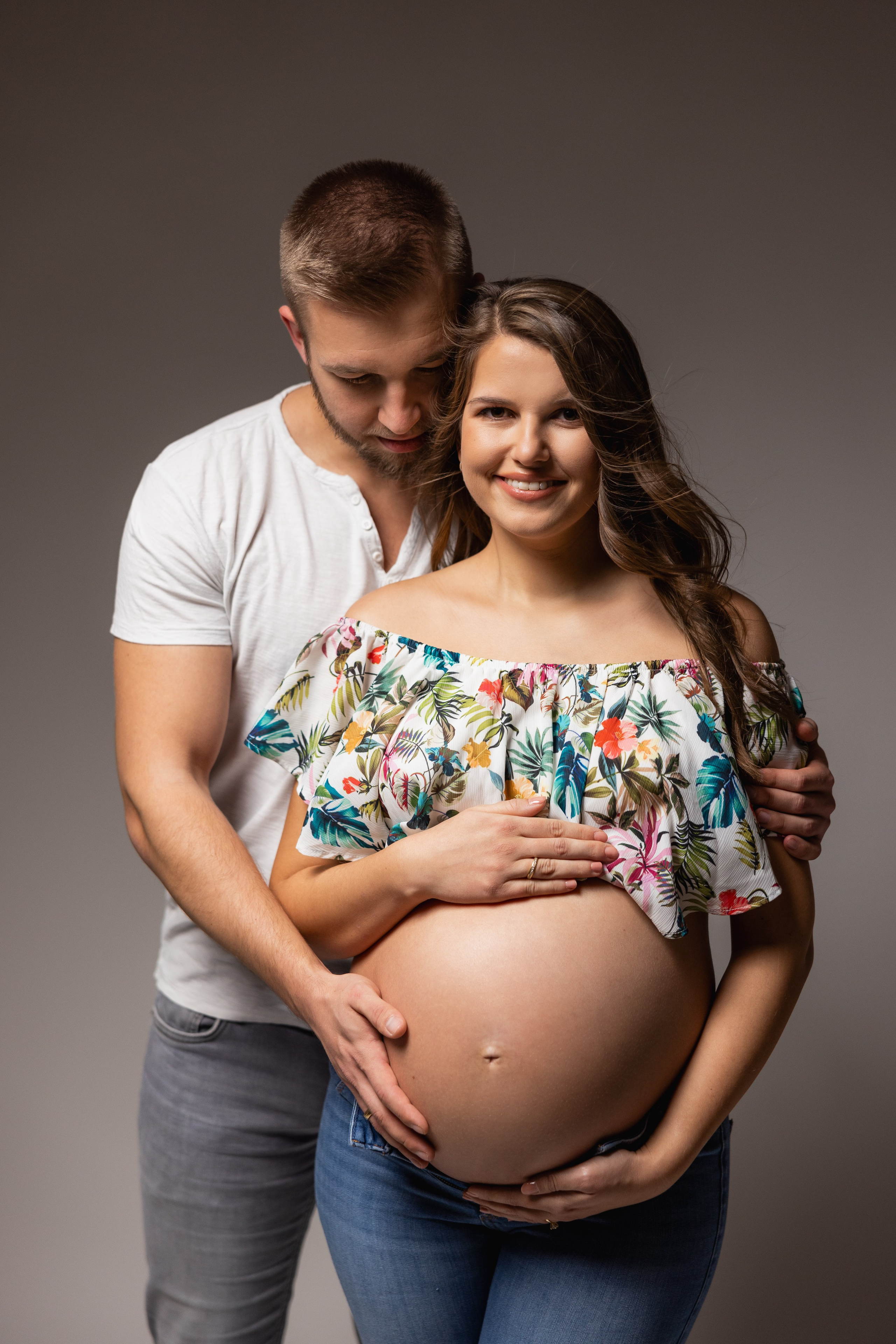 Babybauchshooting. Neugeborenenfotografie Pforzheim Katharina Jozic