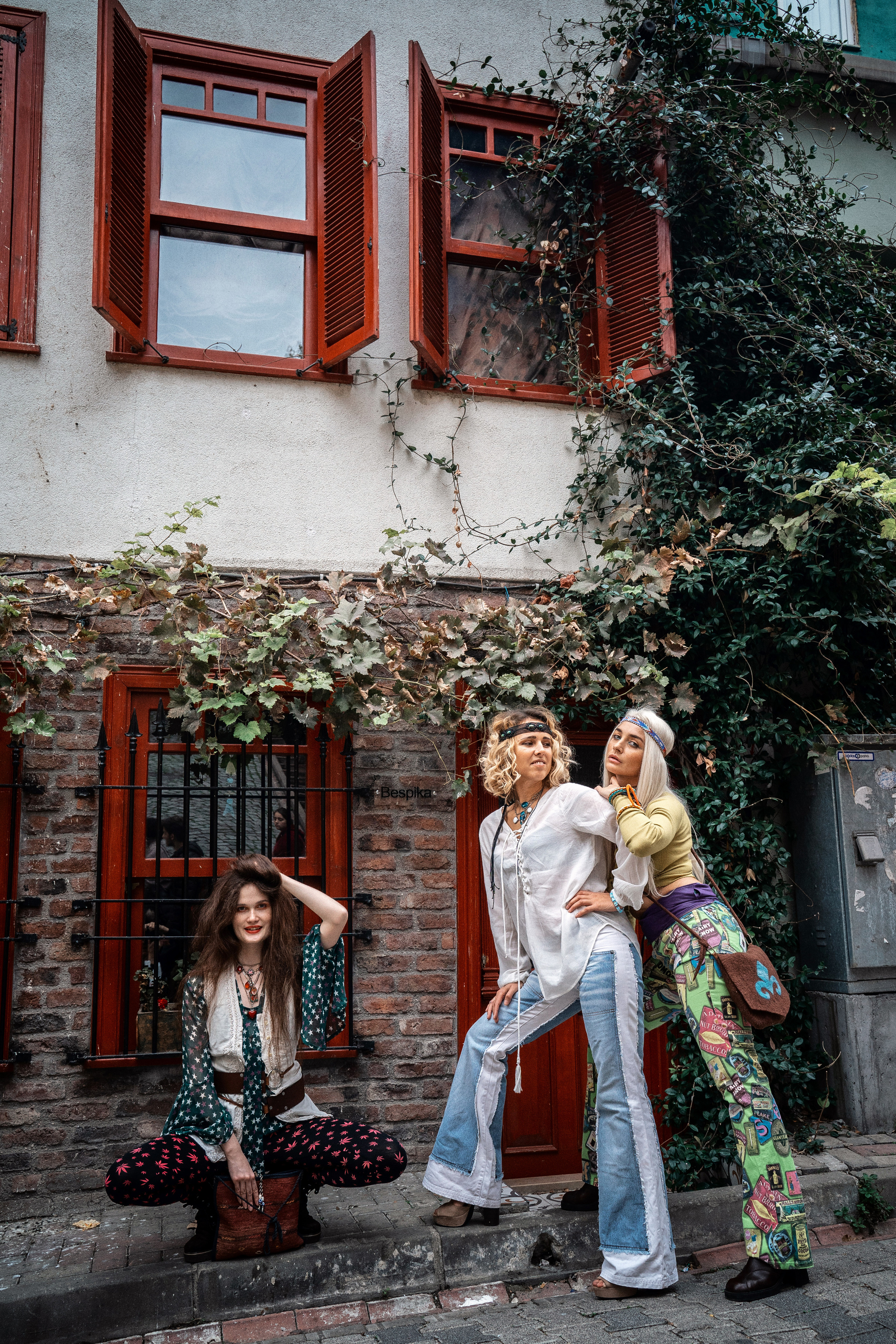 Творческий фотопроект «Тропа хиппи» через Стамбул. Лайфстайл фотограф в Стамбуле Анатолий. Фотосессии на крышах с чайками