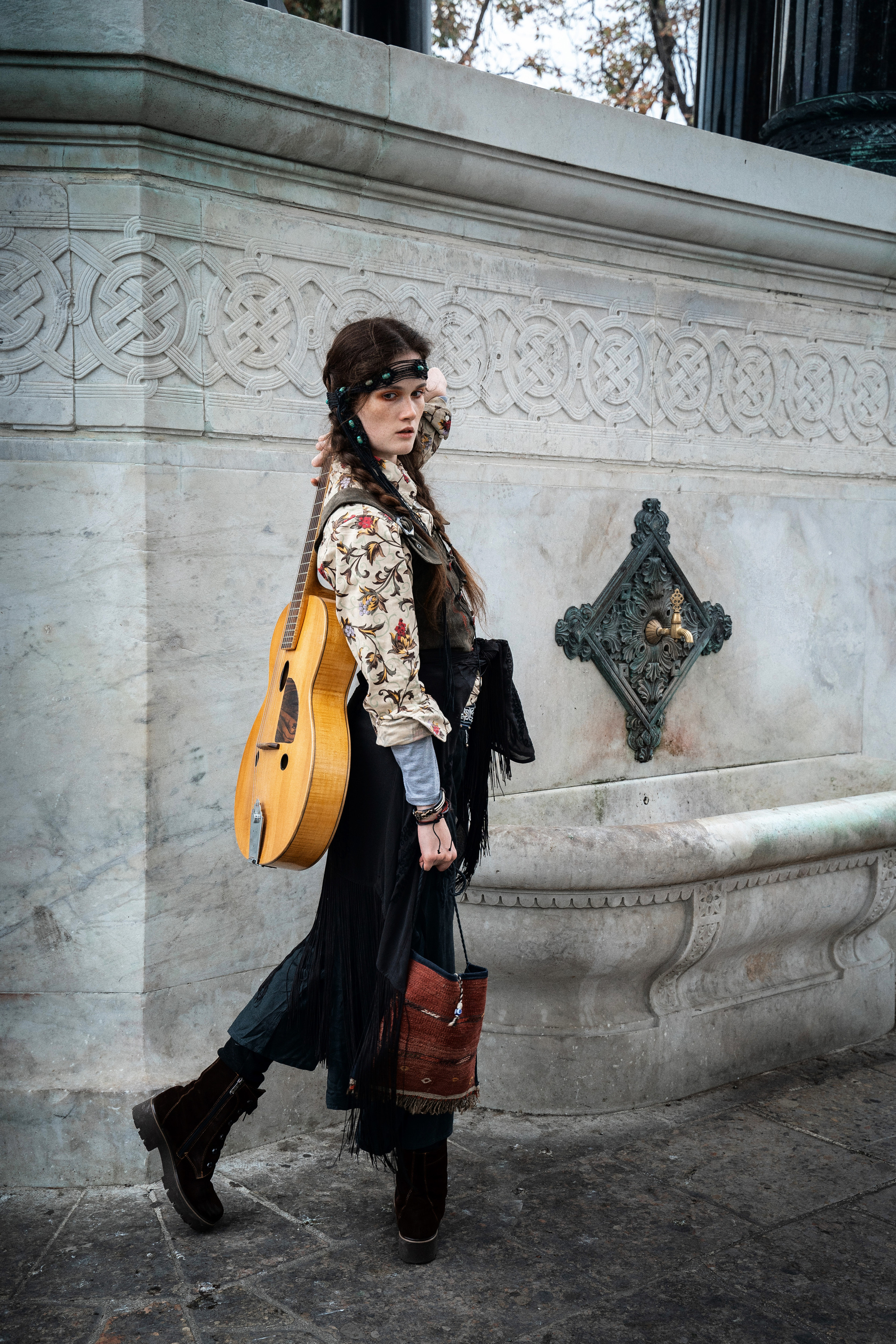 Творческий фотопроект «Тропа хиппи» через Стамбул. Лайфстайл фотограф в Стамбуле Анатолий. Фотосессии на крышах с чайками