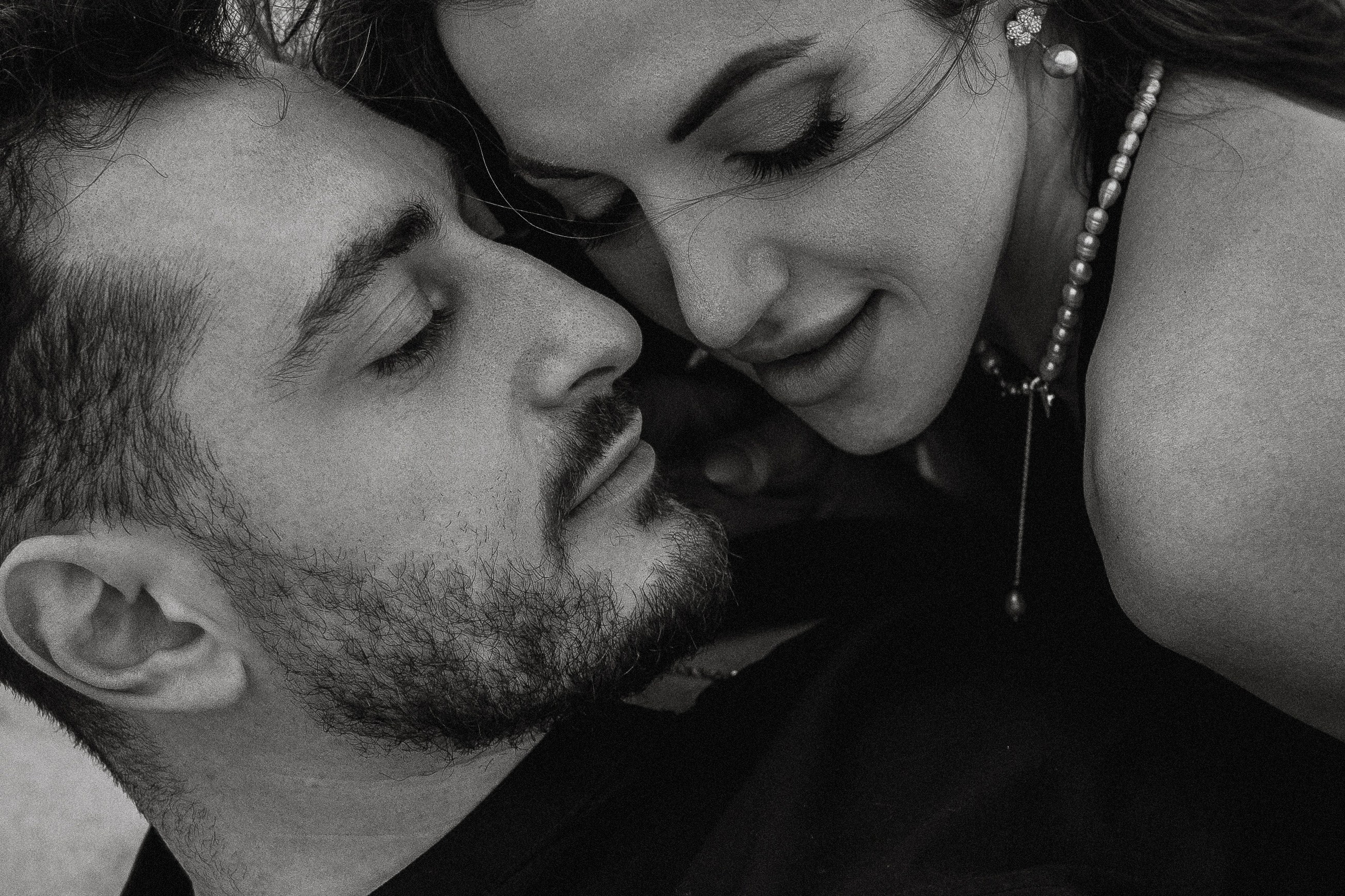 ENGAGEMENT. Wedding and family photographer and videographer PA, NJ, NY, DE, MD