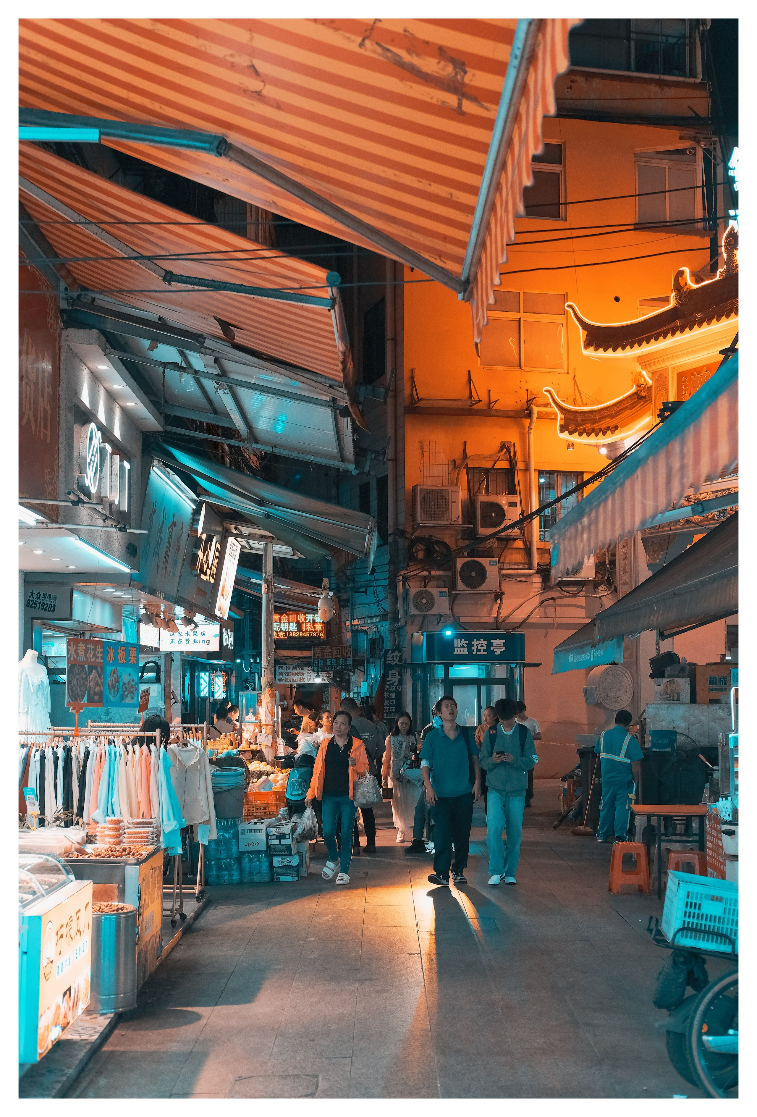 Guangzhou Street Photography | Guangzhou City Photos | 广州. 中国街头摄影 | The Streets of China Through My Eyes | 深圳