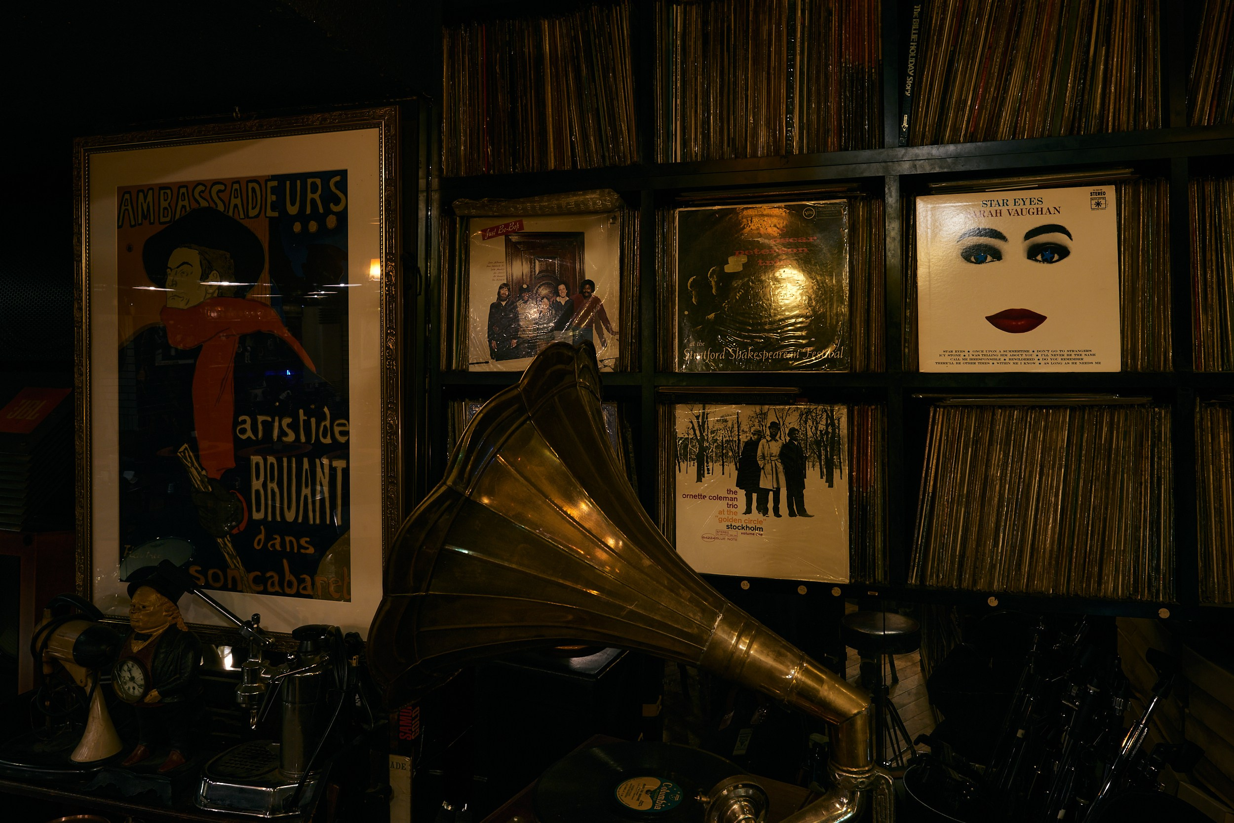 The Music Lovers. MT