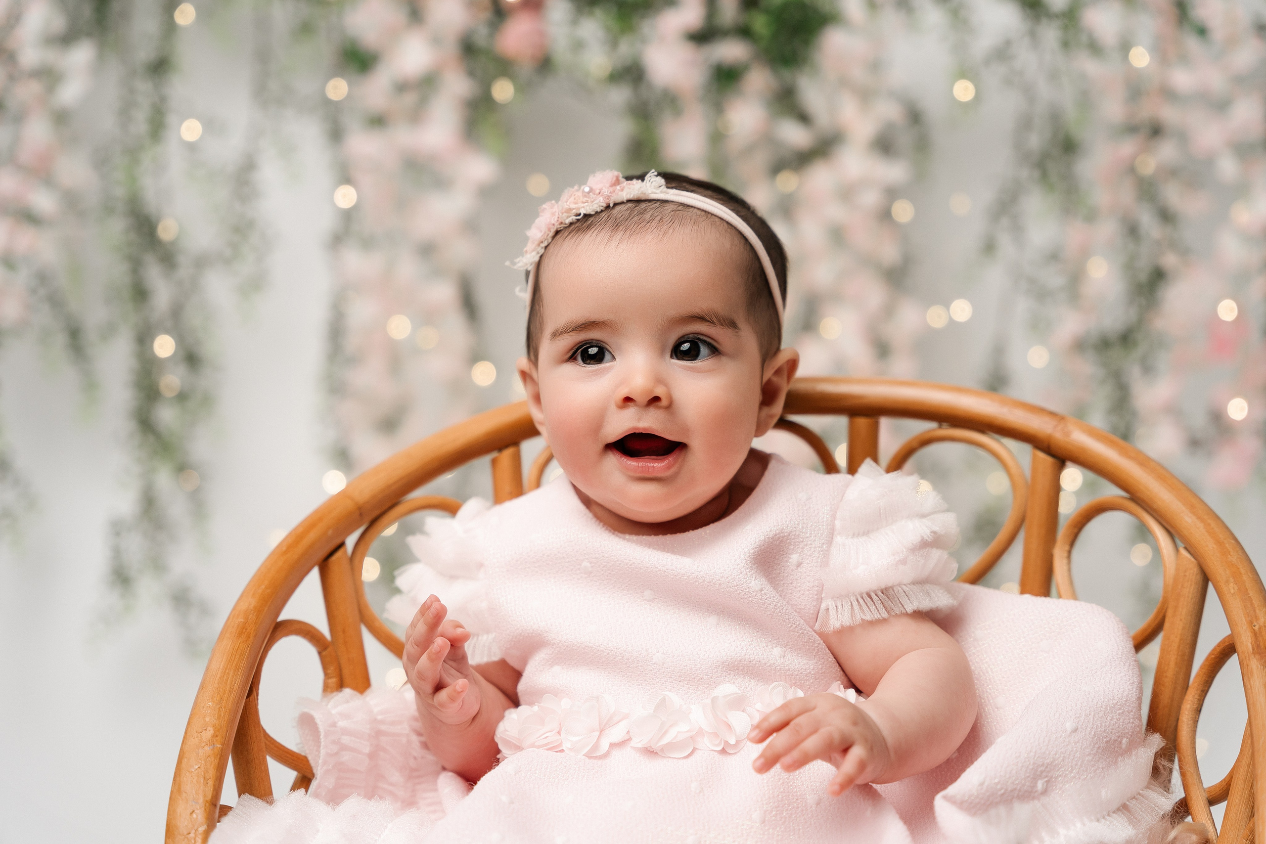 A studio milestone session for 5 months old baby Alejandra and her beautiful family❤️. Newborn and family photographer. Hills District. Sydney
