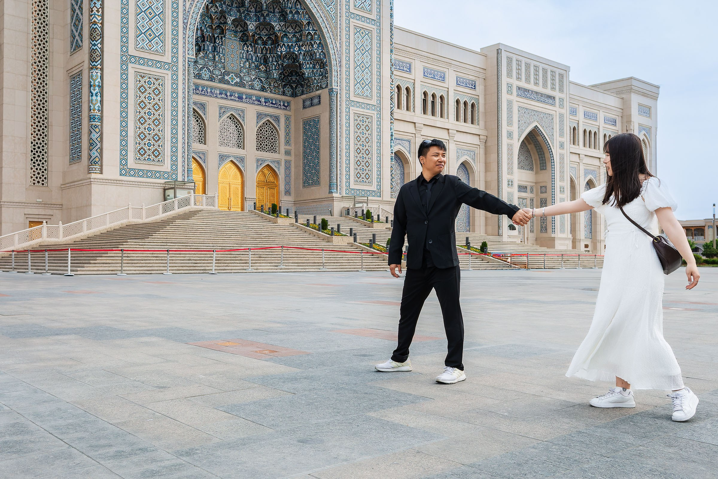 Каждая съёмка — это не просто красивые кадры, а настоящая история, полная эмоций, стиля и атмосферы.