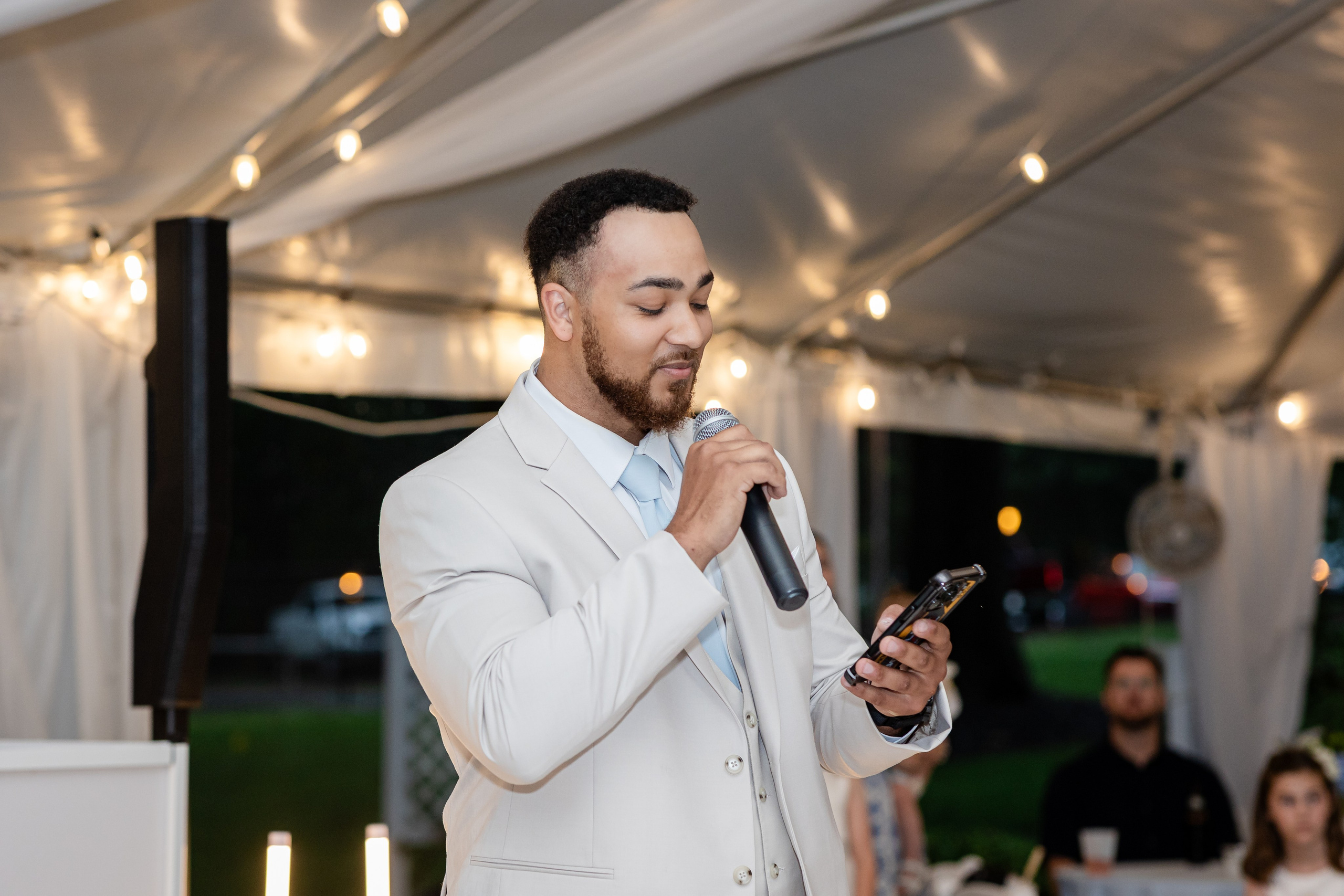Blue wedding of Stacey and Madison at Liberty Hall Bed & Breakfast located in Traveler’s Rest SC. Wedding and portrait photography in Greenville SC