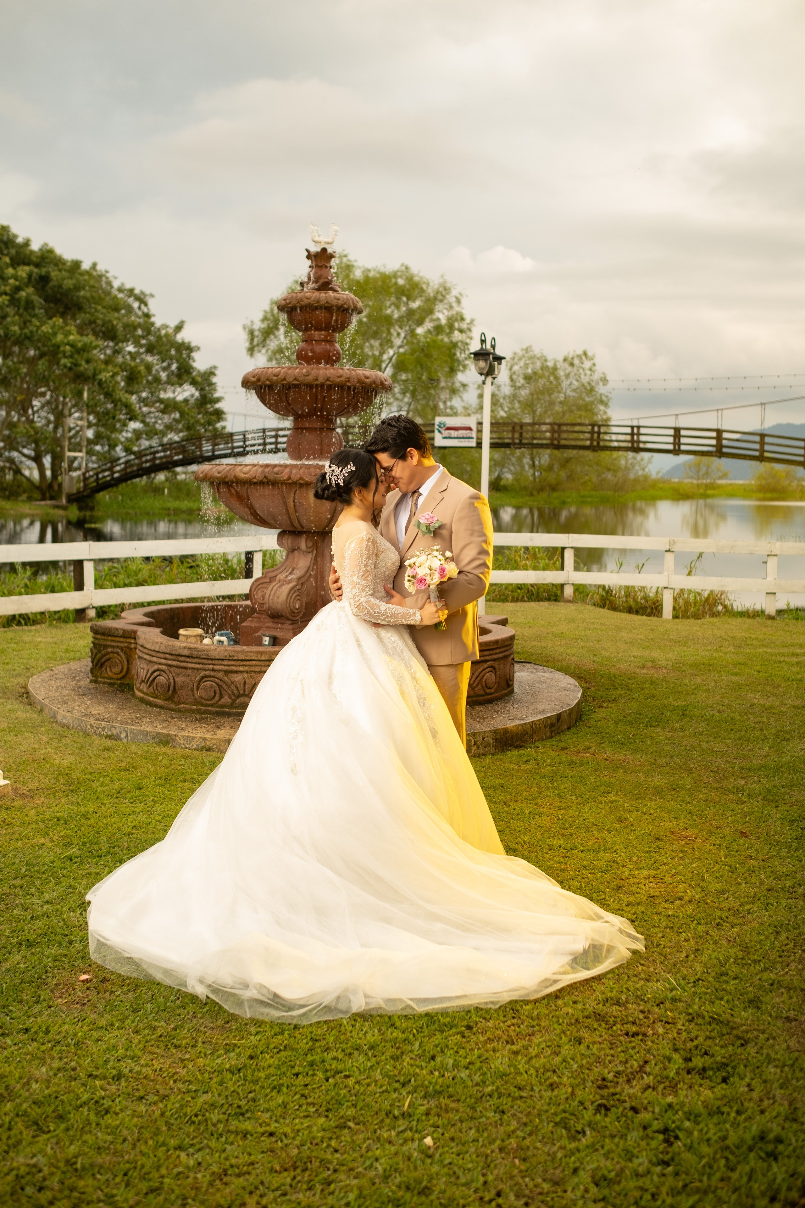 Abi & Gio. Daniel Brand | Fotografía de Bodas y Comercial en Honduras