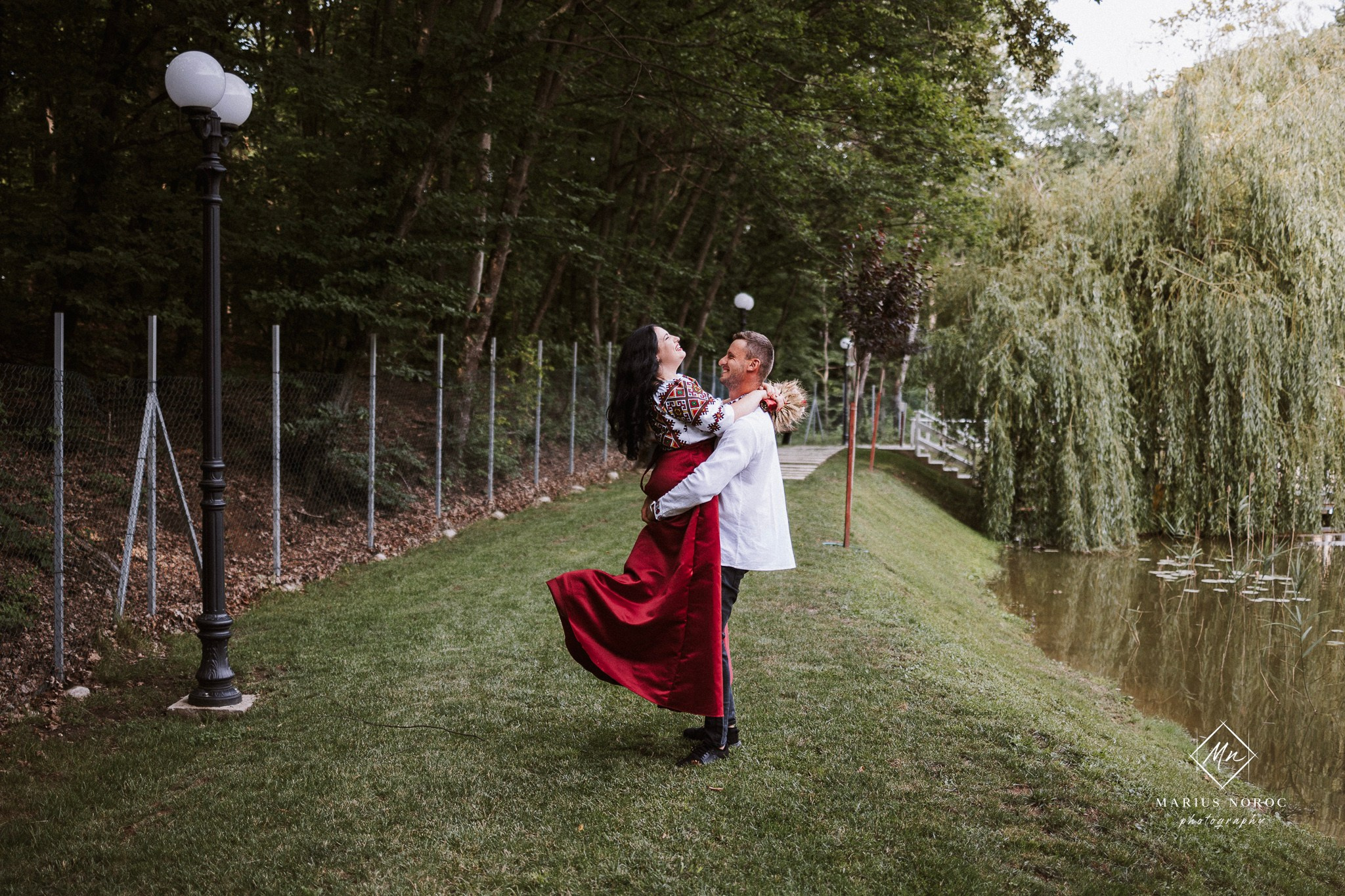 Nicoleta și Ionuț au ales Forest Events Cucorăni pentru ședința foto "