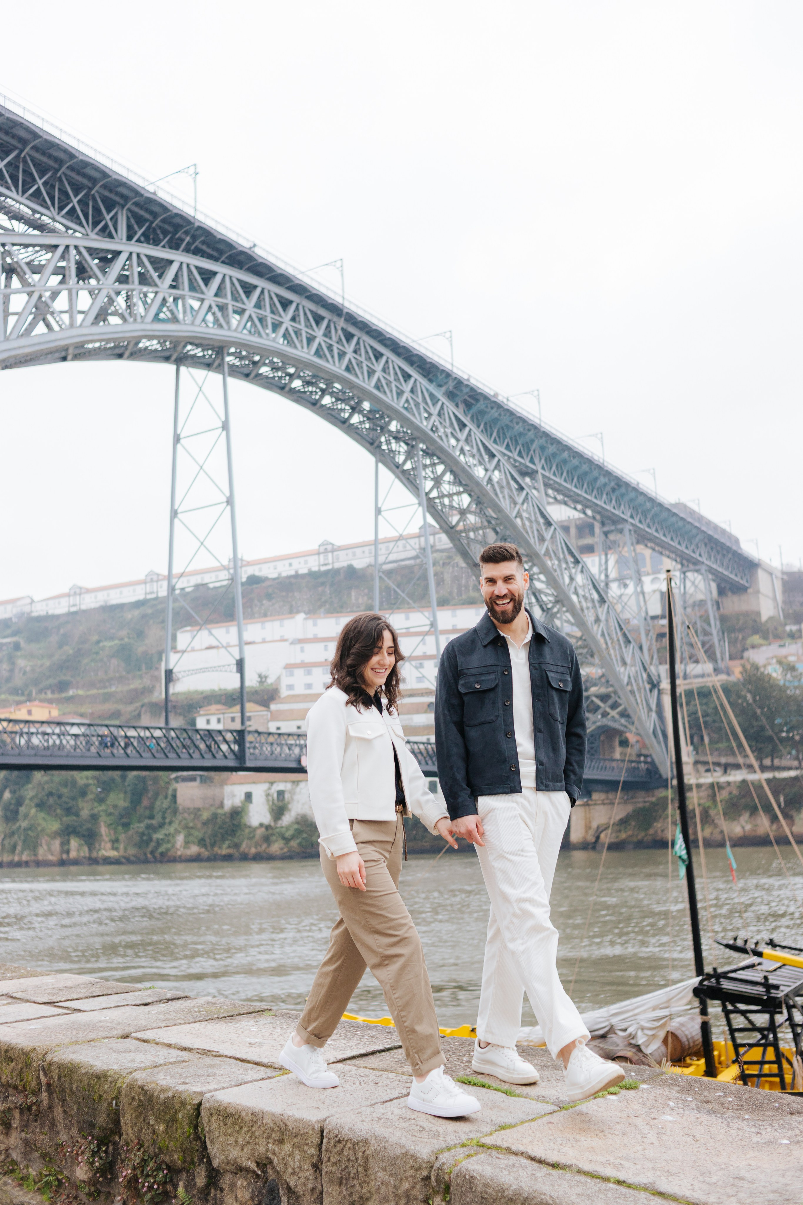 Couple Photographer in Porto | Vacation & Engagement Photoshoots