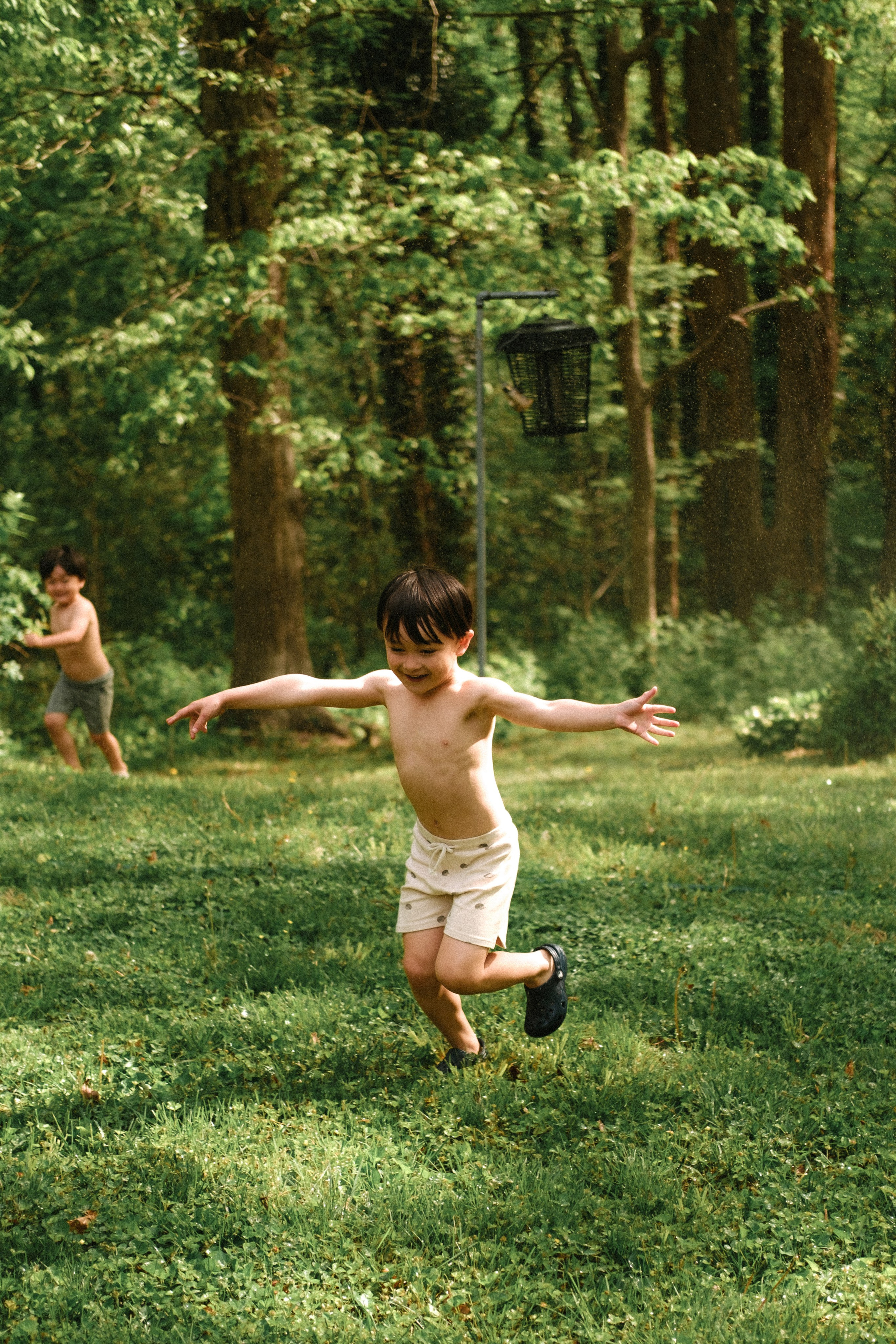 Cozy In-Home Family Photo Session in a Historic Richmond Victorian Home. Family Photographer Anna Dobrovolskaia | Richmond, VA