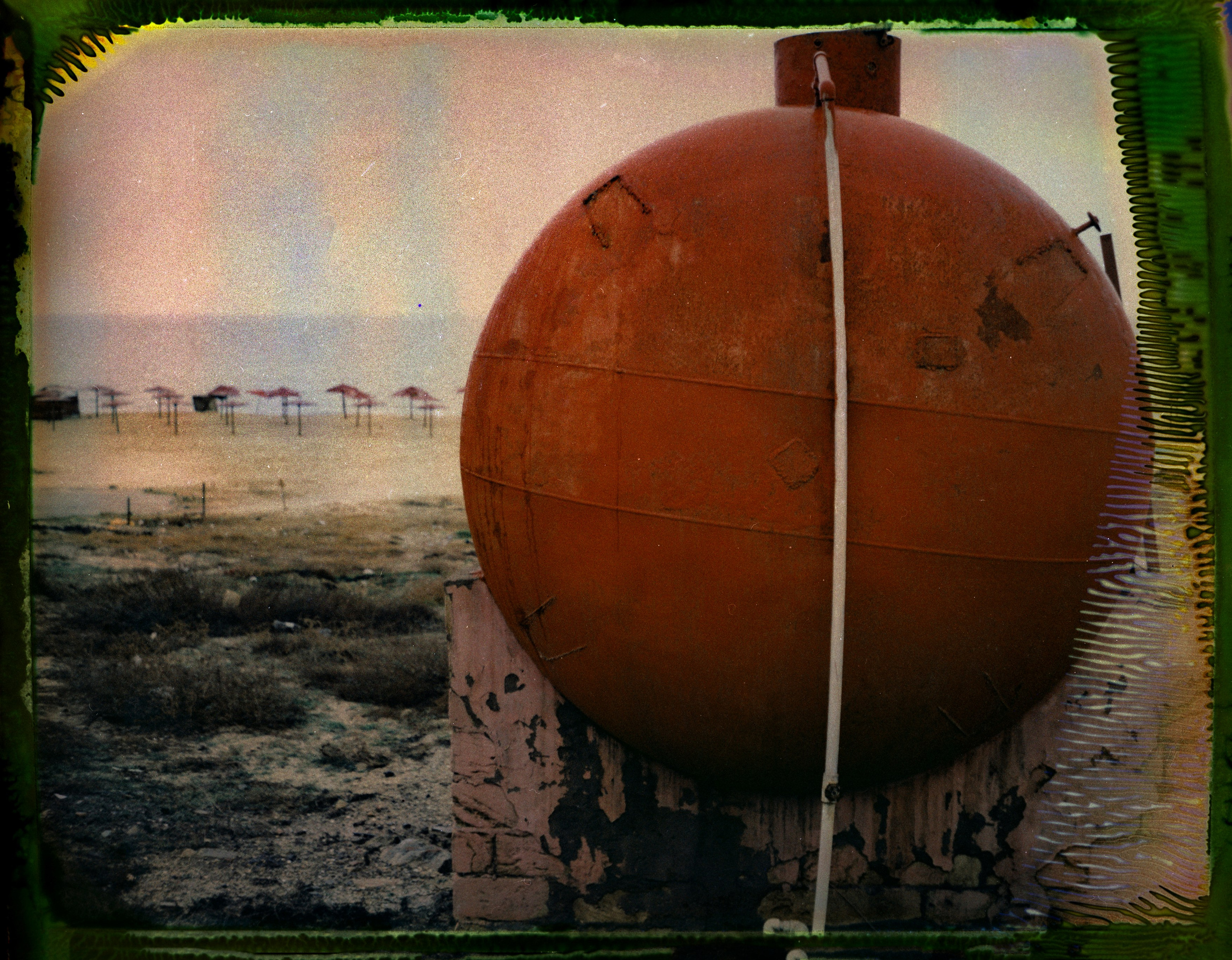 POLAROID. Www.sananaleskerov.com