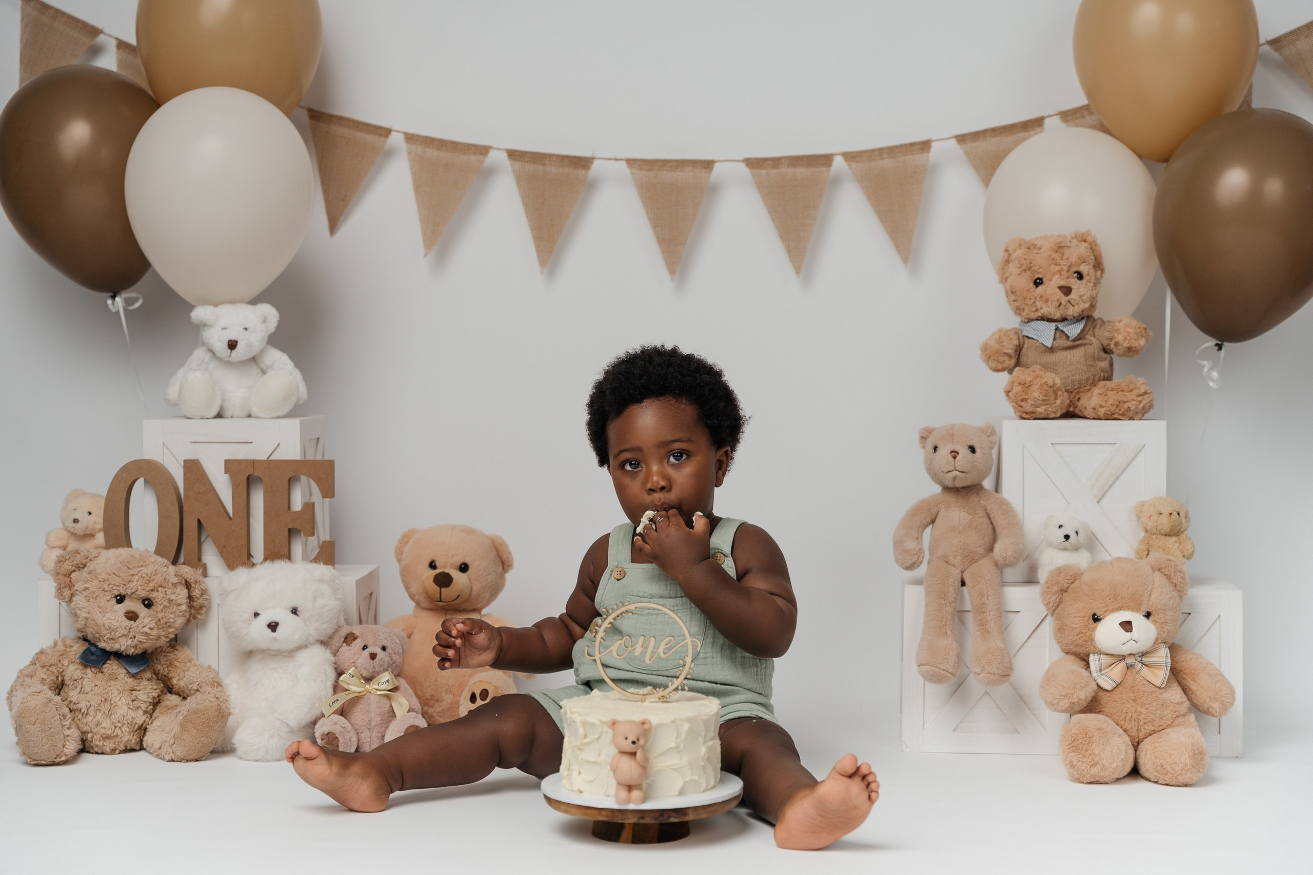 Adorable baby Chukwuma 🥰. Newborn and family photographer. Hills District. Sydney