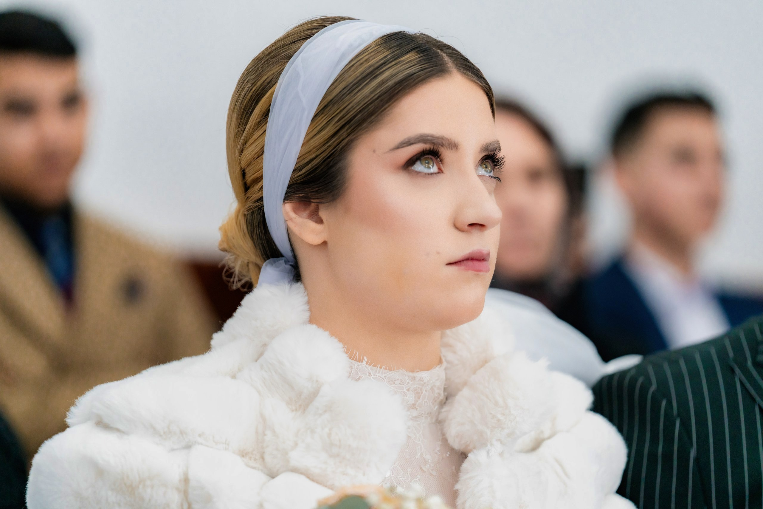 Fotograf nuntă Târgu Neamț – Samuel și Roxana, fotografie autentică realizată de AlinoFotoStudio 2. Fotograf nuntă Iași, Bacău, Suceava și Botoșani – Alin Chirilă surprinzând momente reale de nuntă 3. Fotografie de nuntă cu emoție și credință – AlinoFotoStudio, fotograf povestitor 4. Fotograf profesionist nuntă în Moldova – cadre naturale și pline de emoție 5. Alin Chirilă fotograf nuntă – poveste reală surprinsă prin fotografie 6. Fotograf nuntă cu stil documentar – momente autentice din ziua nunții Pregătiri mireasă acasă – fotografie naturală realizată de Alin Chirilă fotograf nuntă 8. Detalii din ziua nunții – fotograf nuntă Iași și Botoșani, AlinoFotoStudio 9. Emoții din dimineața nunții – fotograf profesionist Moldova 10. Cadre autentice din pregătiri – fotograf nuntă Suceava și Bacău Ceremonie religioasă nuntă – moment emoționant surprins de fotograf Alin Chirilă 12. Nuntă cu valori creștine – fotografie din biserică realizată cu discreție 13. Rugăciune și emoție în ziua nunții – fotograf nuntă Târgu Neamț 14. Legământ în fața lui Dumnezeu – fotografie de nuntă autentică 15. Fotograf nuntă biserică – momente sincere și pline de semnificație Petrecere de nuntă – cadre naturale realizate de AlinoFotoStudio 17. Bucurie și dans la nuntă – fotograf nuntă Iași și împrejurimi 18. Momente autentice de la restaurant – fotograf nuntă Bacău Suceava 19. Atmosferă de nuntă surprinsă discret – Alin Chirilă fotograf -AlinoFotoStudio – fotograf nuntă cu abordare naturală și emoțională 21. Alin Chirilă fotograf – povestitor prin fotografie de nuntă 22. Fotograf nuntă în Moldova – stil documentar și autentic 23. Fotografie de nuntă sinceră și elegantă – AlinoFotoStudio- Fotograf nuntă Iași Bacău Suceava Botoșani – Alin Chirilă AlinoFotoStudio 26. Fotograf nuntă Târgu Neamț și Moldova – fotografie profesională de eveniment 27. Fotograf nuntă cu valori creștine și stil documentar – AlinoFotoStudio - Alin Chirilă – AlinoFotoStudio Fotograf nuntă Iași • Bacău • Suceava • Botoșani - Samuel & Roxana, Târgu Neamț -Momente reale, trăite sincer și păstrate pentru totdeauna.