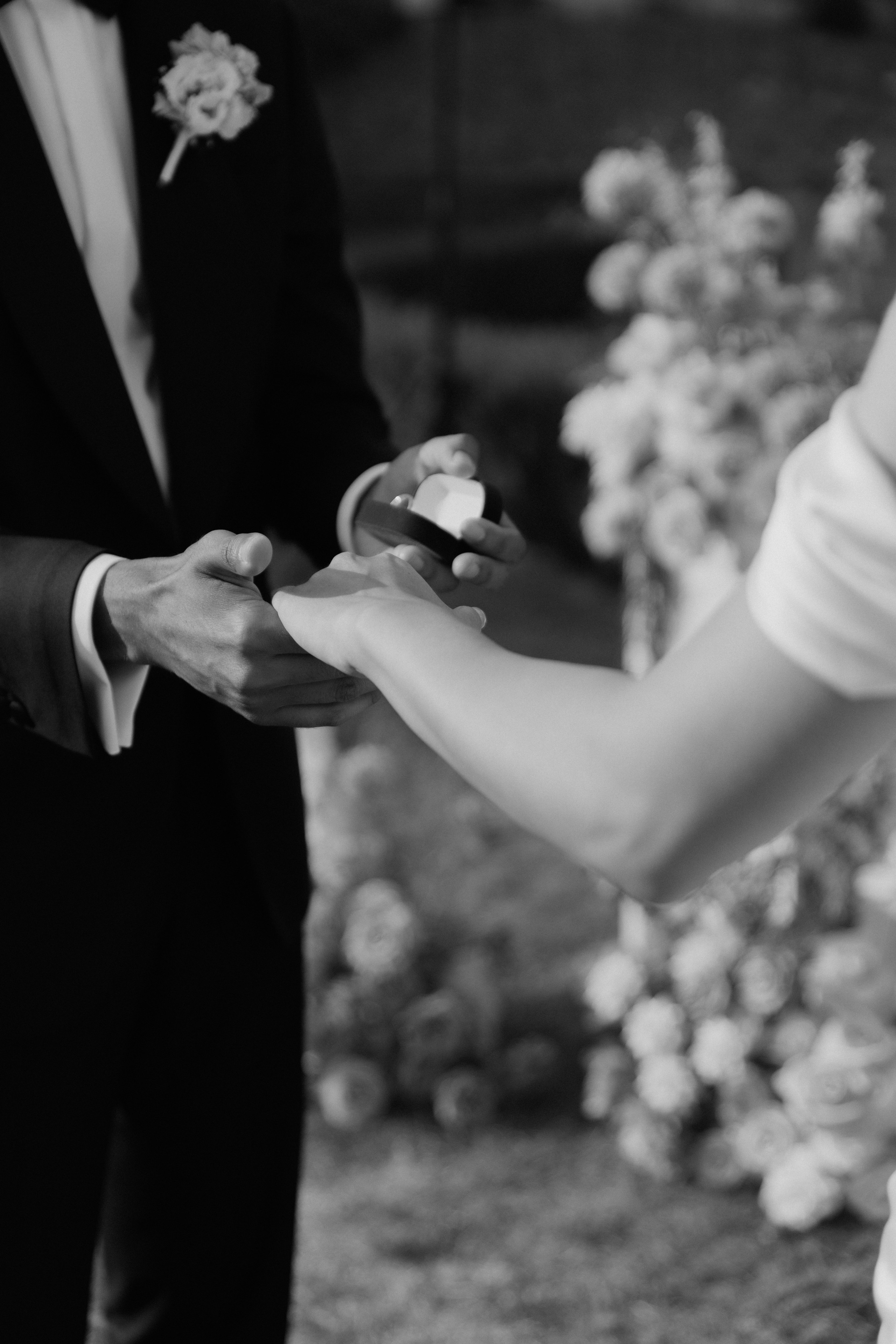 Elegant Castle Wedding in Austria | Alwin & Ruth’s Fairytale Celebration. Wedding photographer and videographer based in Timisoara, Romania