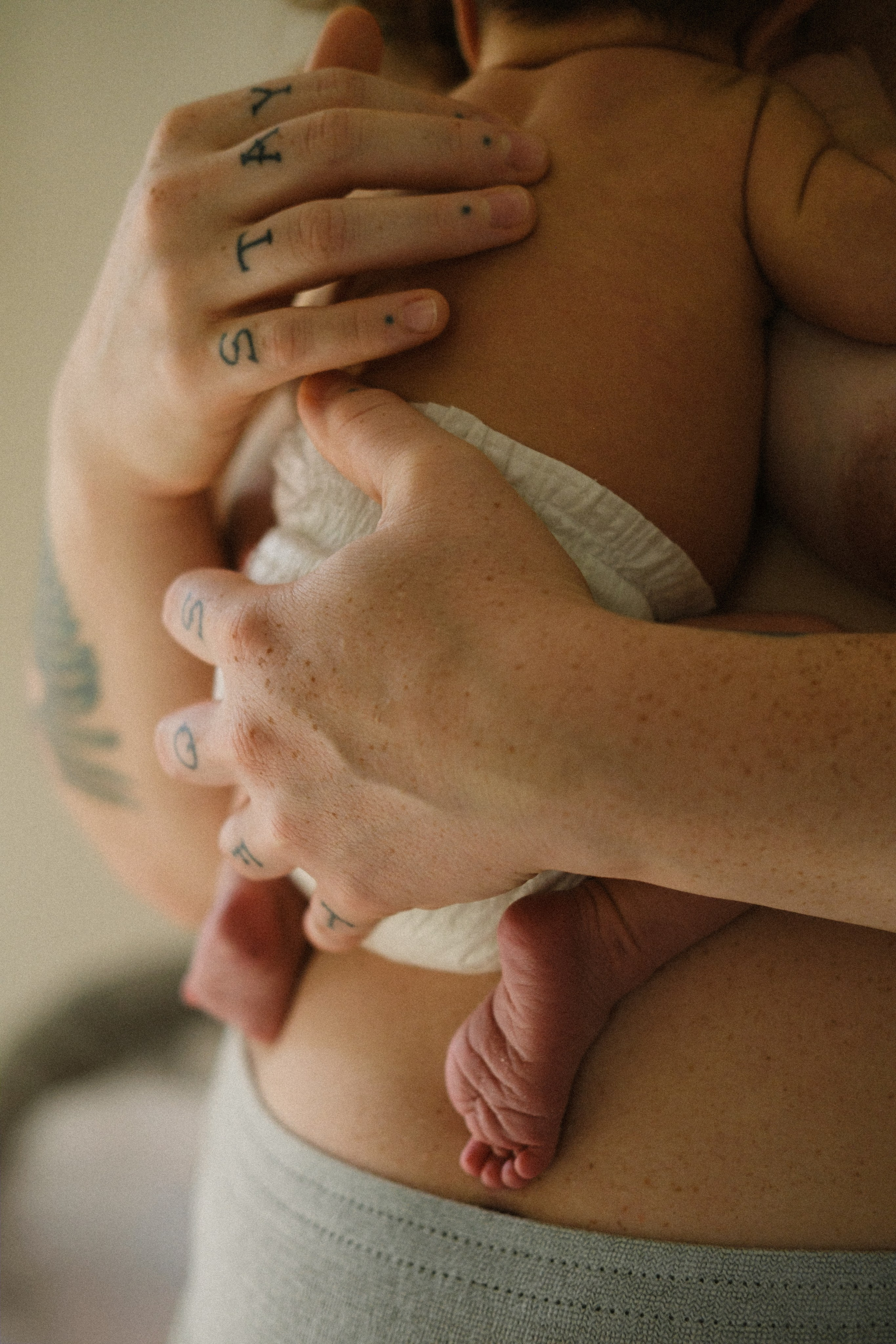 What to Expect from a Relaxed, In-Home Newborn Photo Session | Richmond, VA. Family Photographer Anna Dobrovolskaia | Richmond, VA