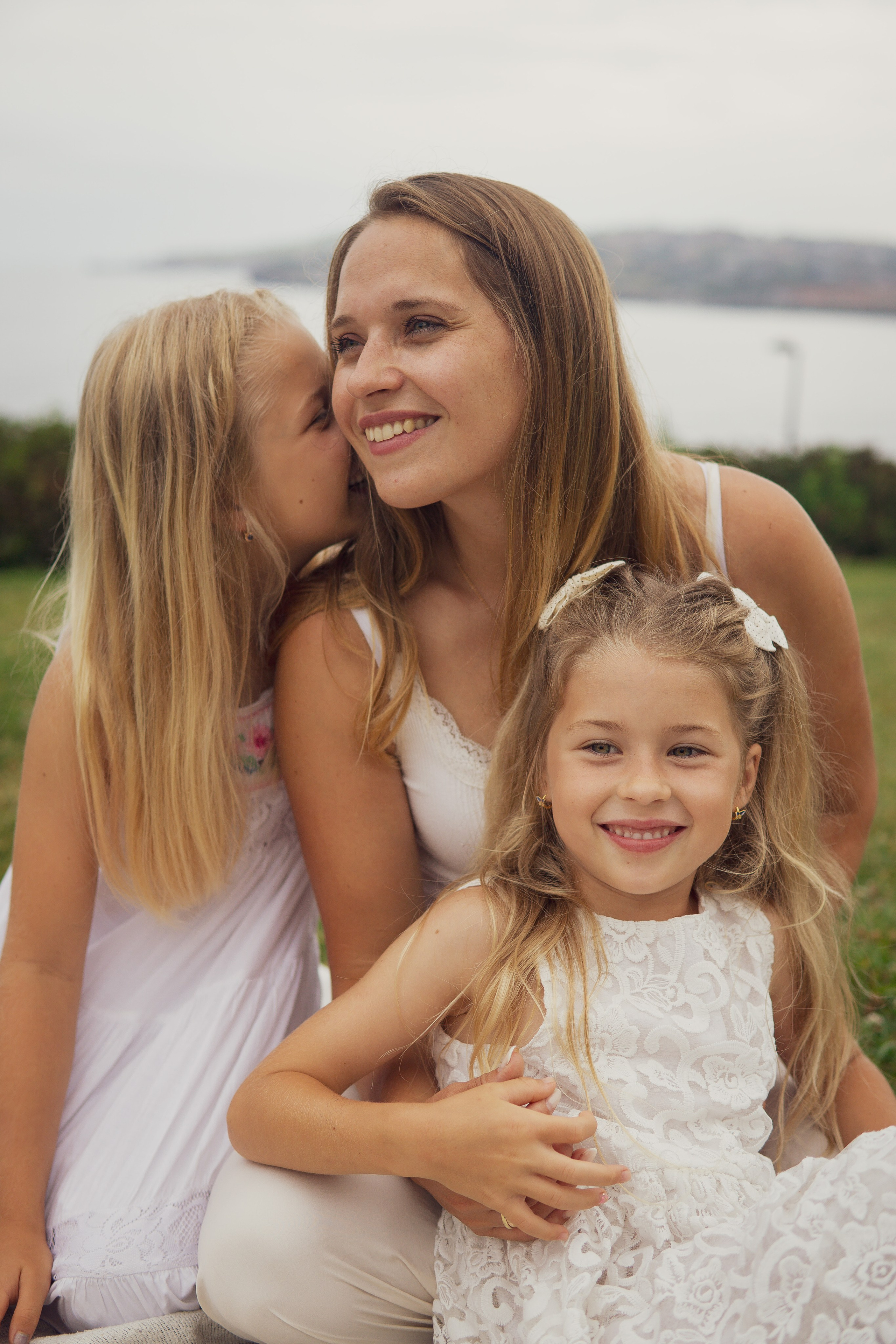 Family Picnic Photoshoot in Gijón, Cerro de Sta Catalina
